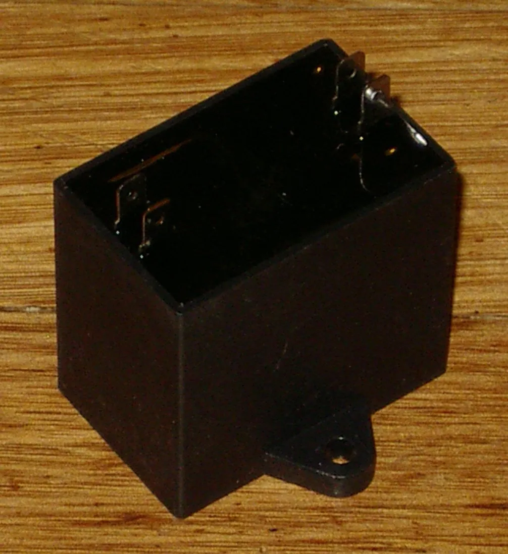 11uF 450Volt Motor Start / Run Capacitor - Part # CAC11UF