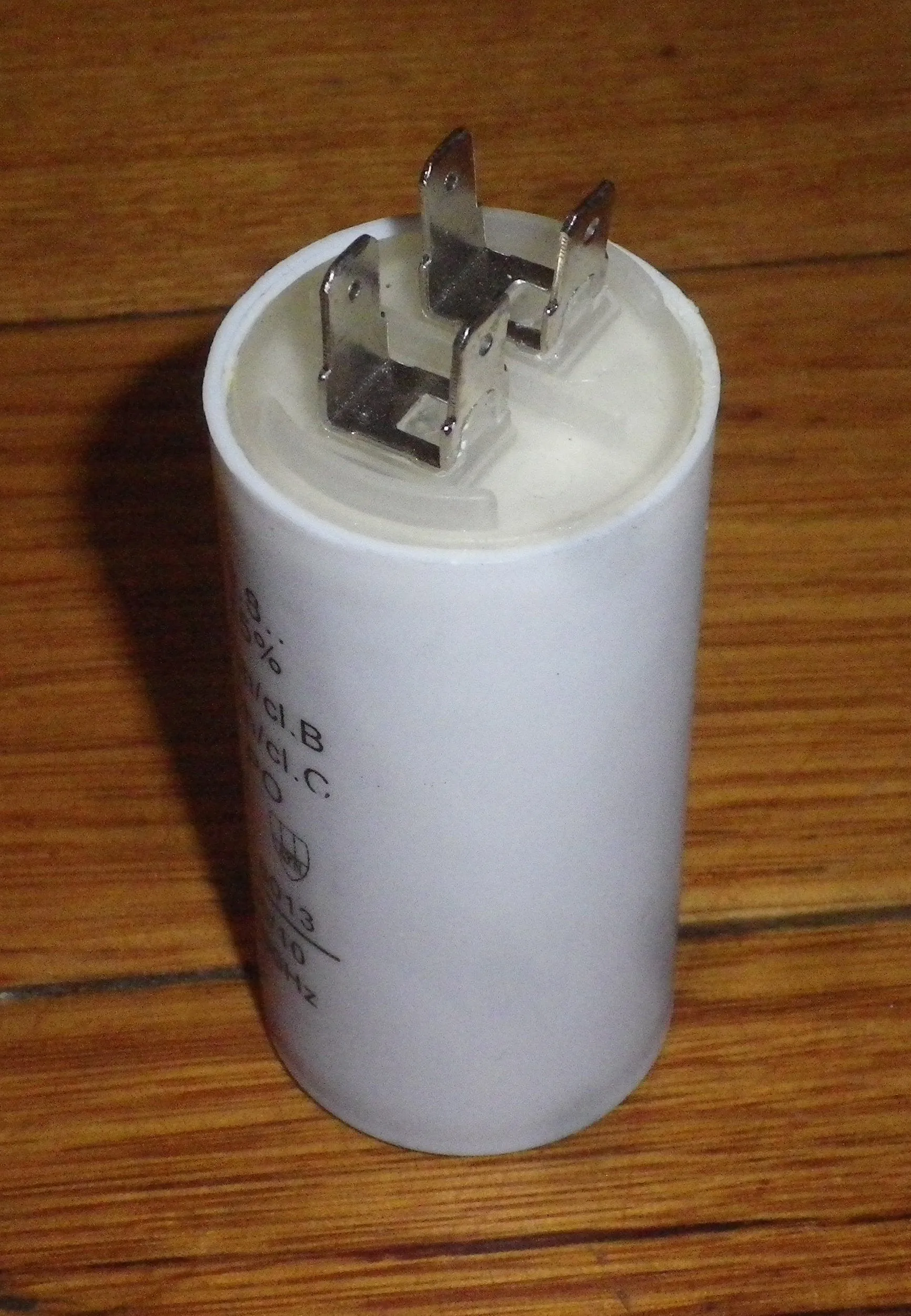 12uF 440Volt Motor Start Capacitor - CAP012