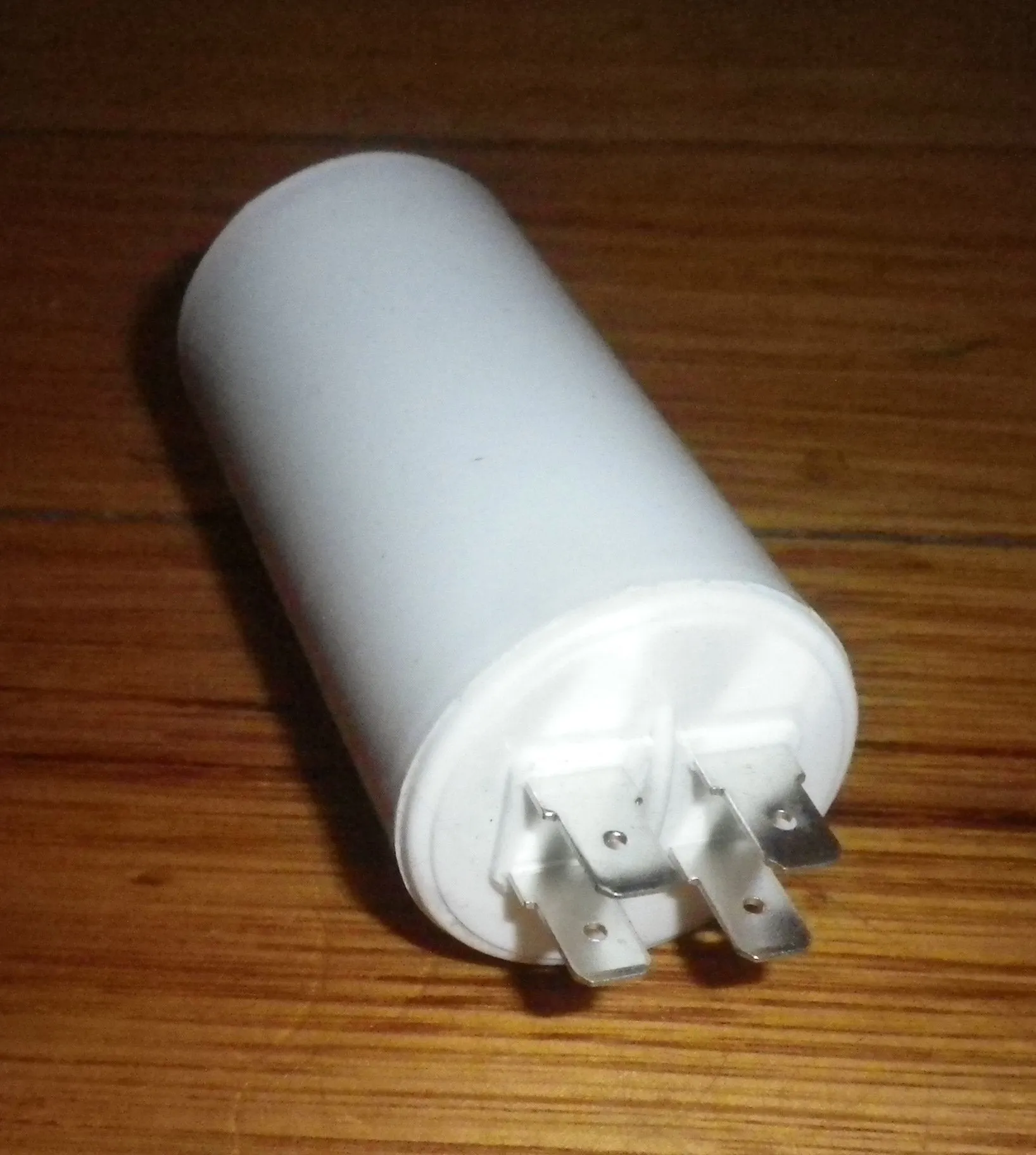 15uF 450Volt Motor Start Run Capacitor - Part # CAP015