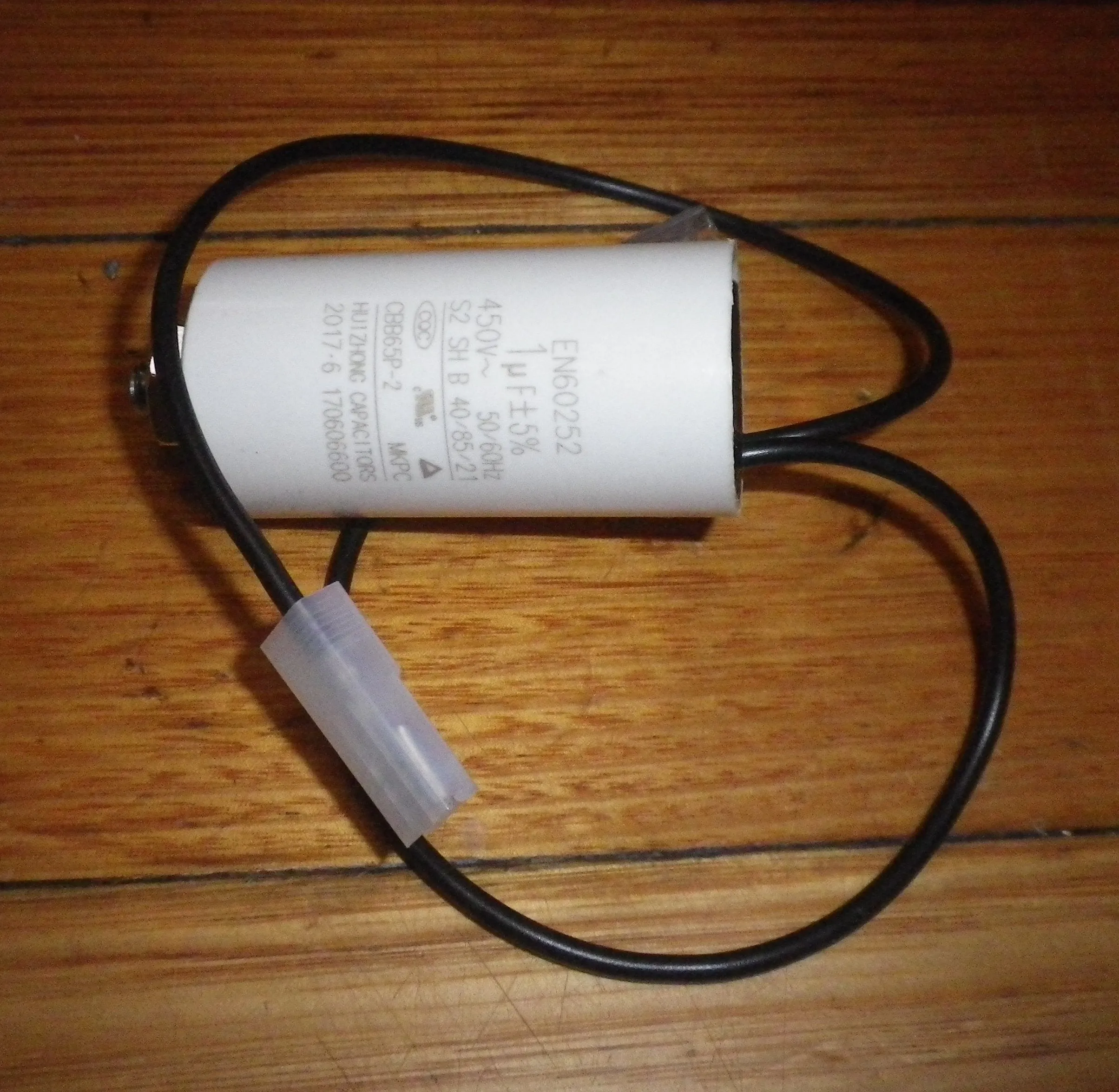 1uF 450Volt Motor Run Capacitor with Wires - Part # CAP001L