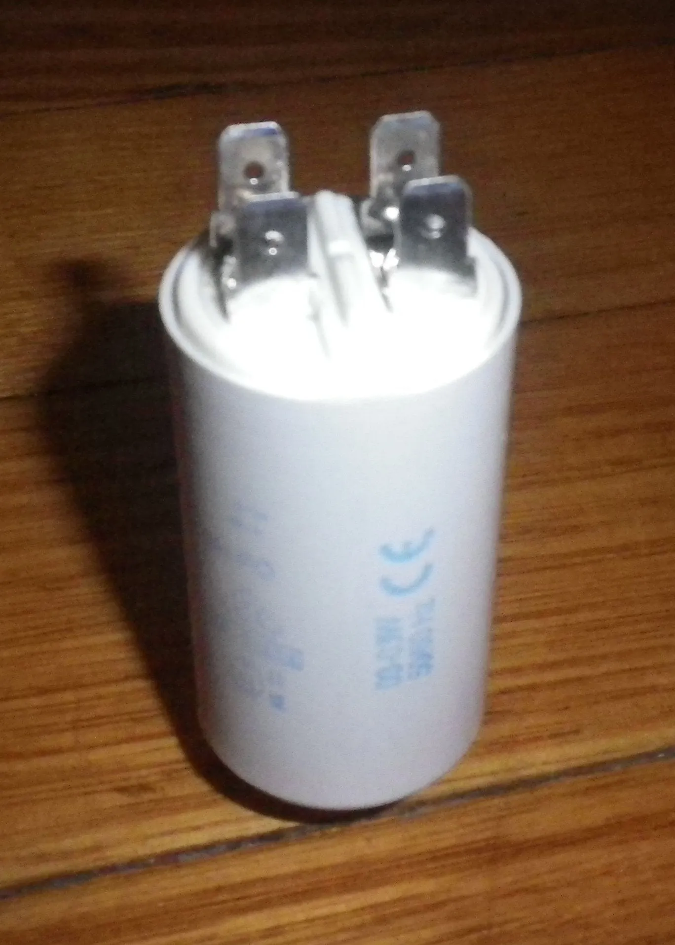 3.5uF 450Volt Motor Start/Run Capacitor with Stud - Part # CAP0035S