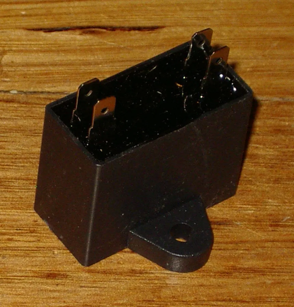3uF 450Volt Motor Start/Run Capacitor - Part # CAC3UF