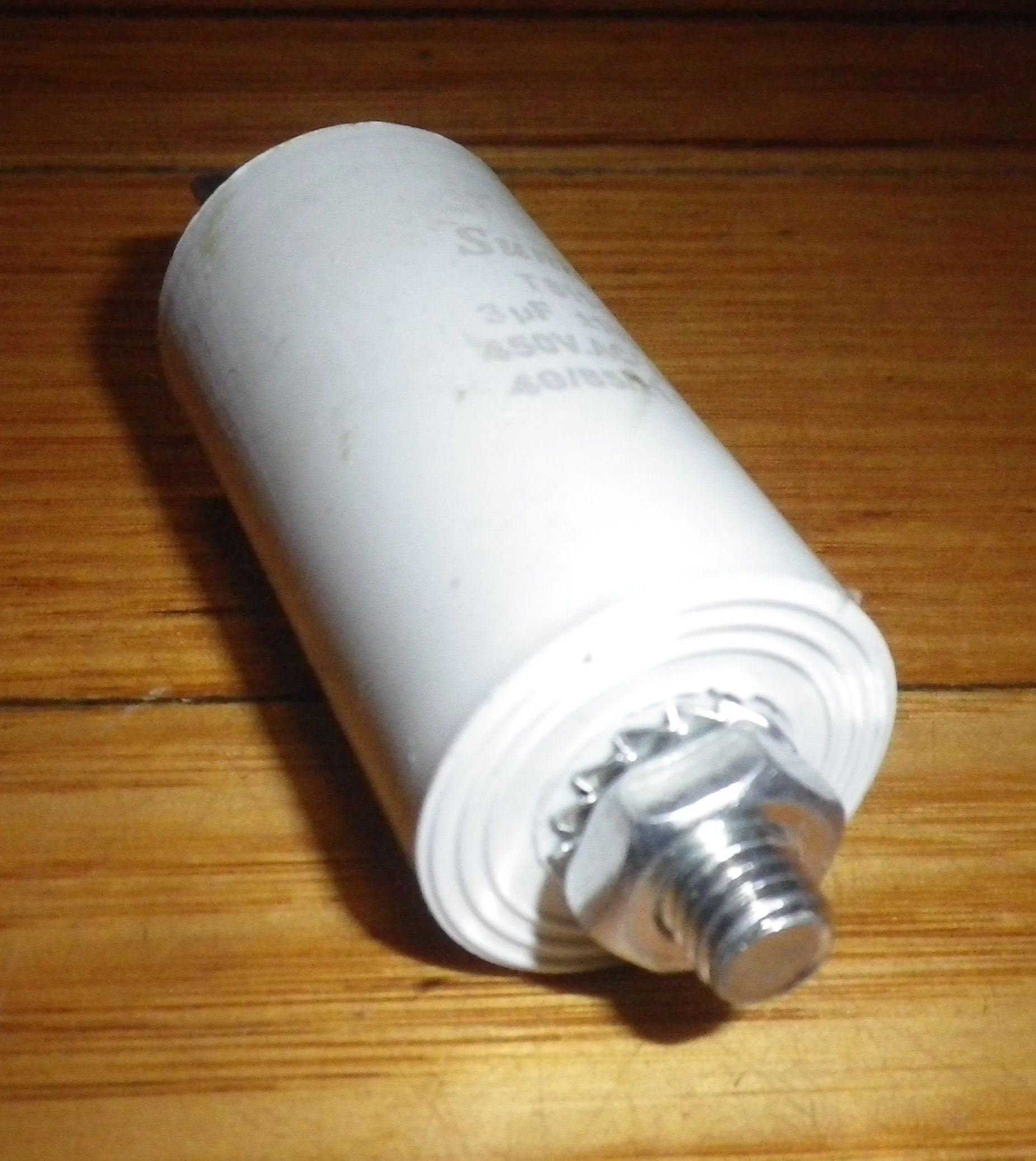 3uF 450Volt Motor Start/Run Capacitor with Bolt - Part # 3WTR450