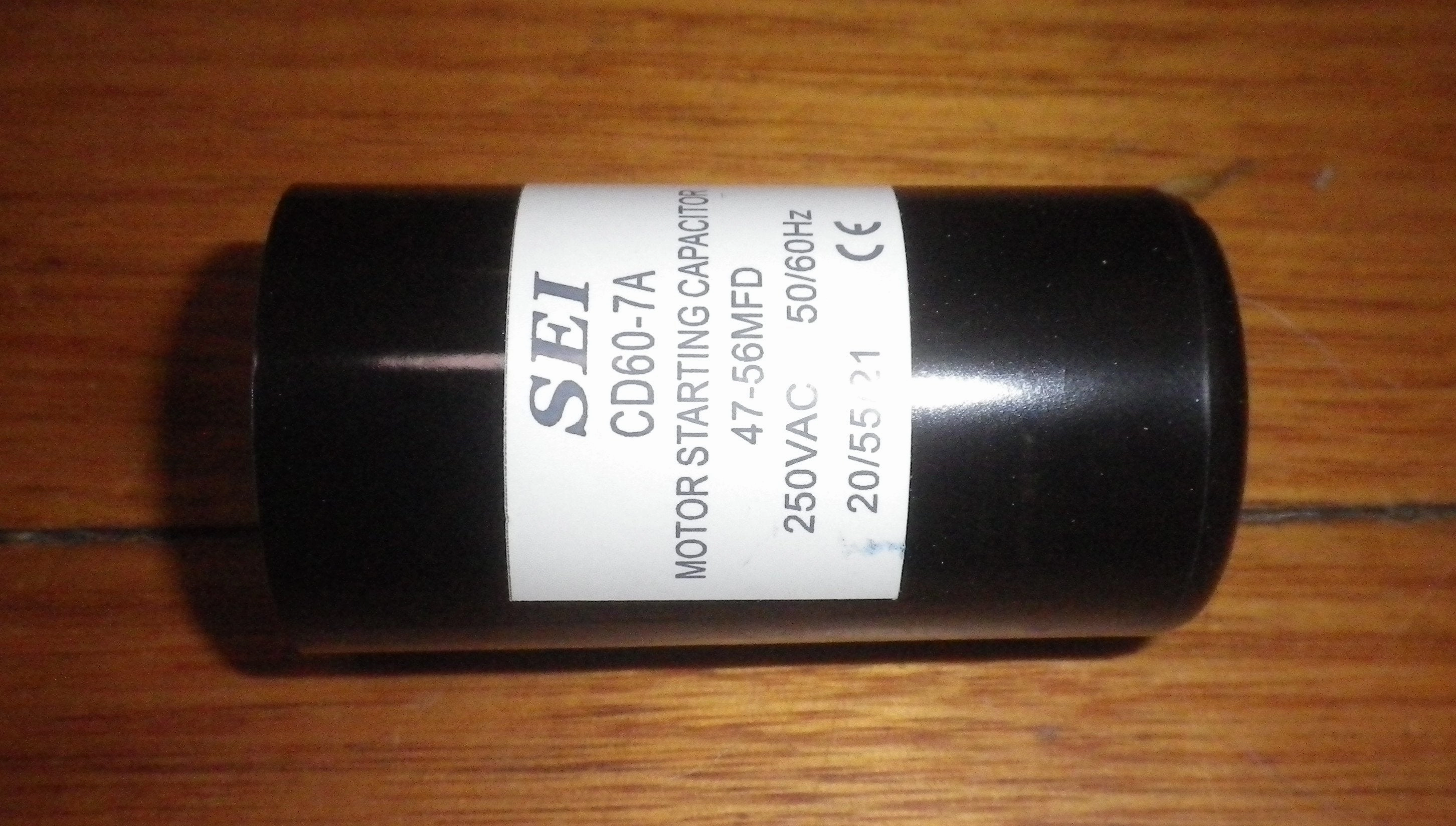 47uF - 56uF  250Volt AC Short Motor Start Capacitor - CAP047A