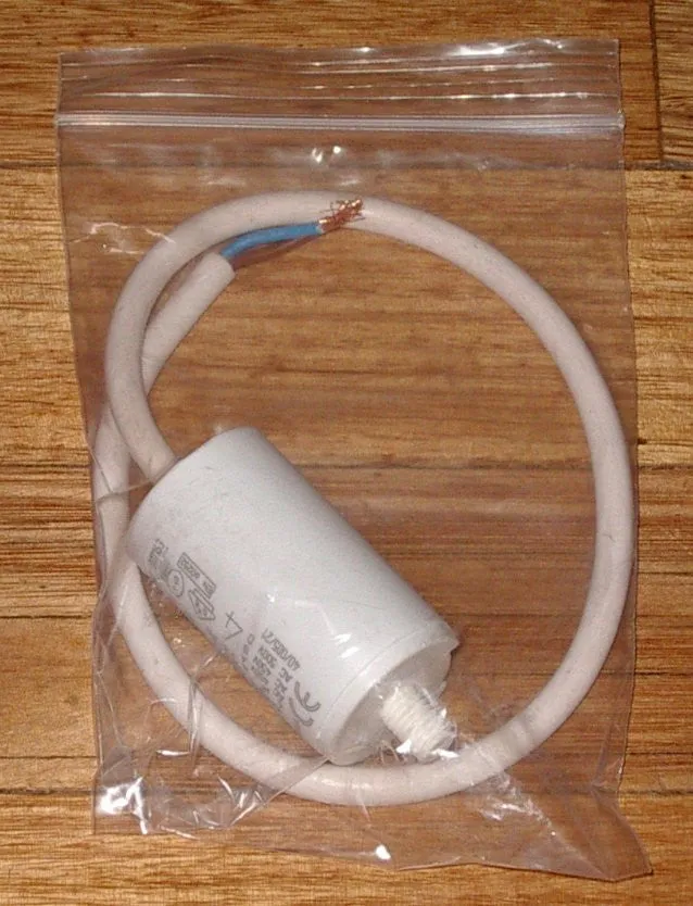 4uF  450Volt Motor Run Capacitor with Wires - Part # CAP004W