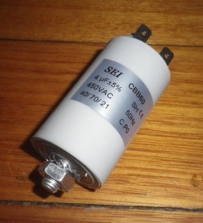 4uF 440Volt Motor Start Capacitor with Stud - CAP004S