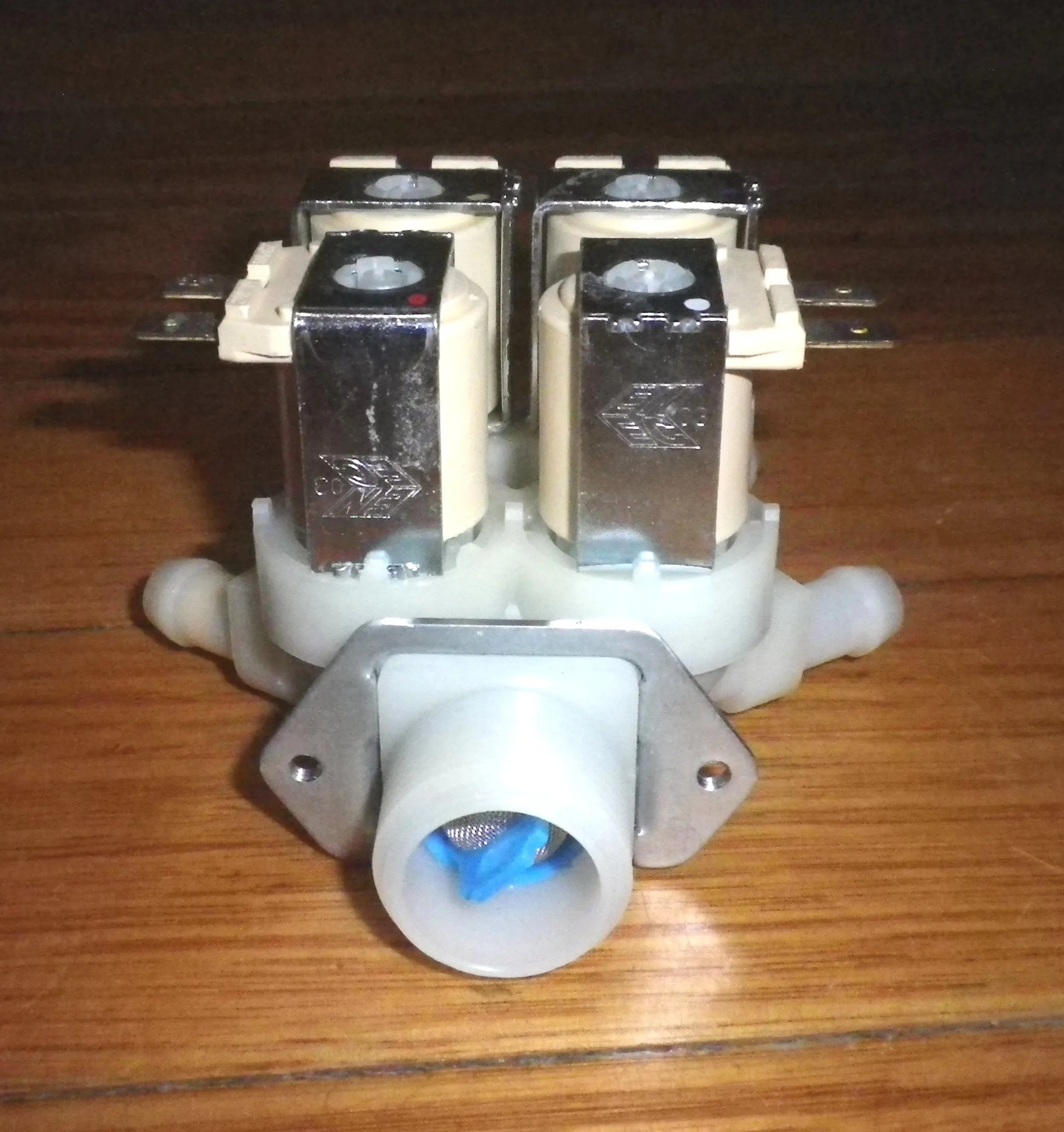 4way Inlet Valve suits Samsung 13Kg Front Load Washer - Part # DC62-00214N