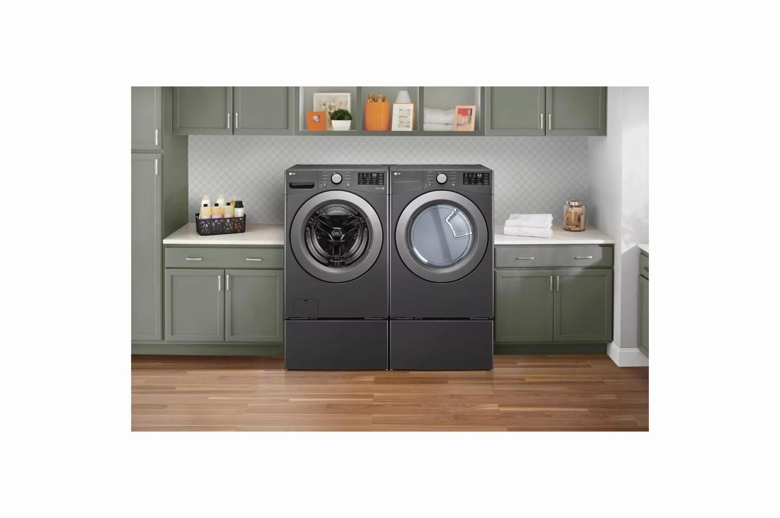 7.4 cu. ft. Ultra Large Capacity Gas Dryer - (DLG3471M)