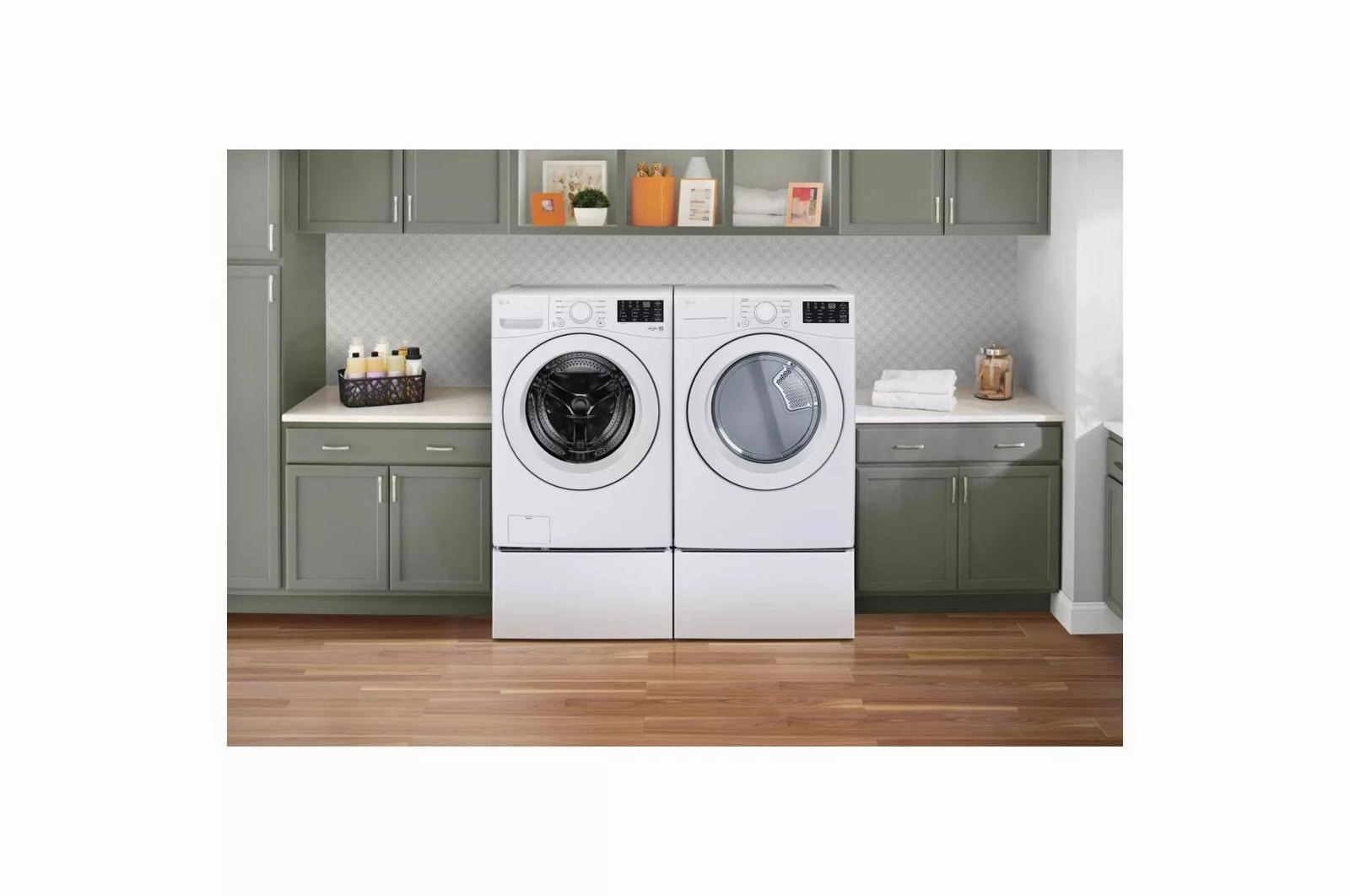 7.4 cu. ft. Ultra Large Capacity Gas Dryer - (DLG3471W)