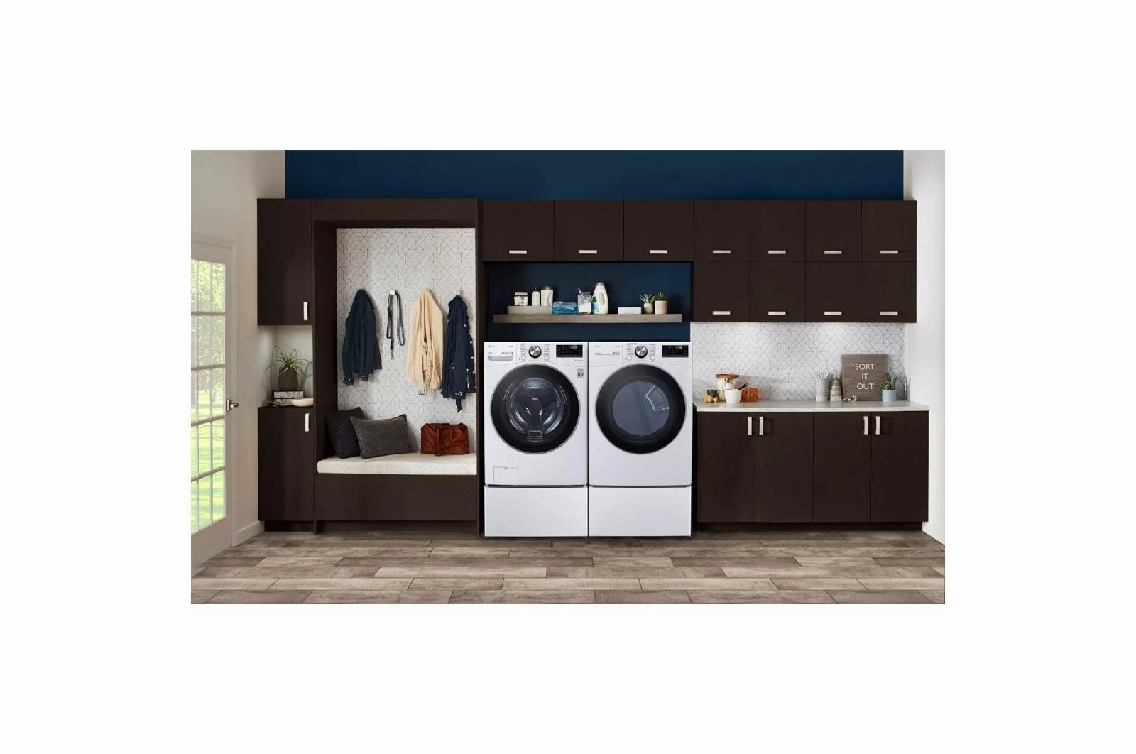 7.4 cu. ft. Ultra Large Capacity Smart wi-fi Enabled Front Load Gas Dryer with TurboSteam(TM) and Built-In Intelligence - (DLGX4201W)