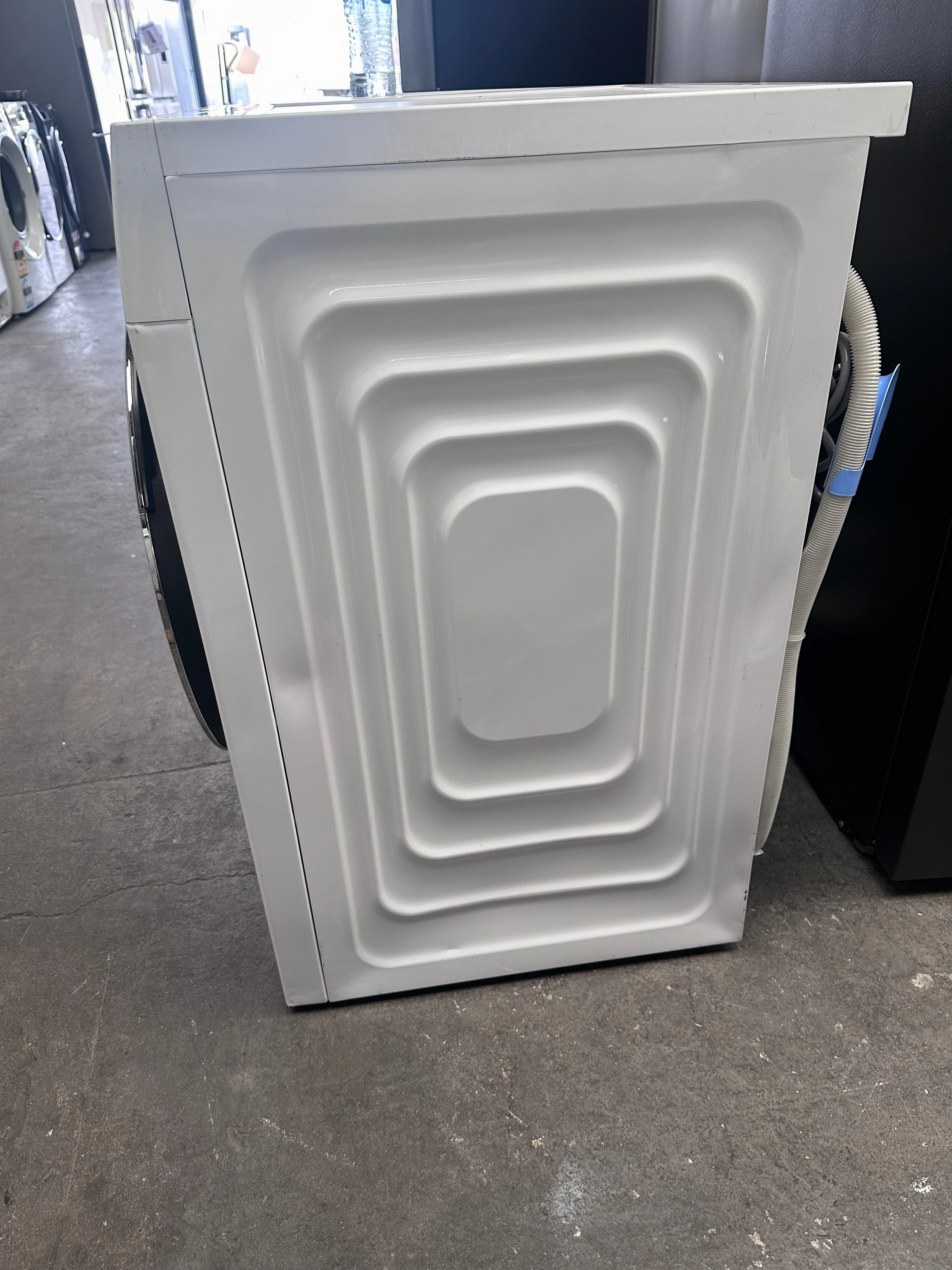 *AMAZING VALUE*  Beko BFLB902ADW 9kg Auto Dose Front Load Washing Machine [Factory Second]