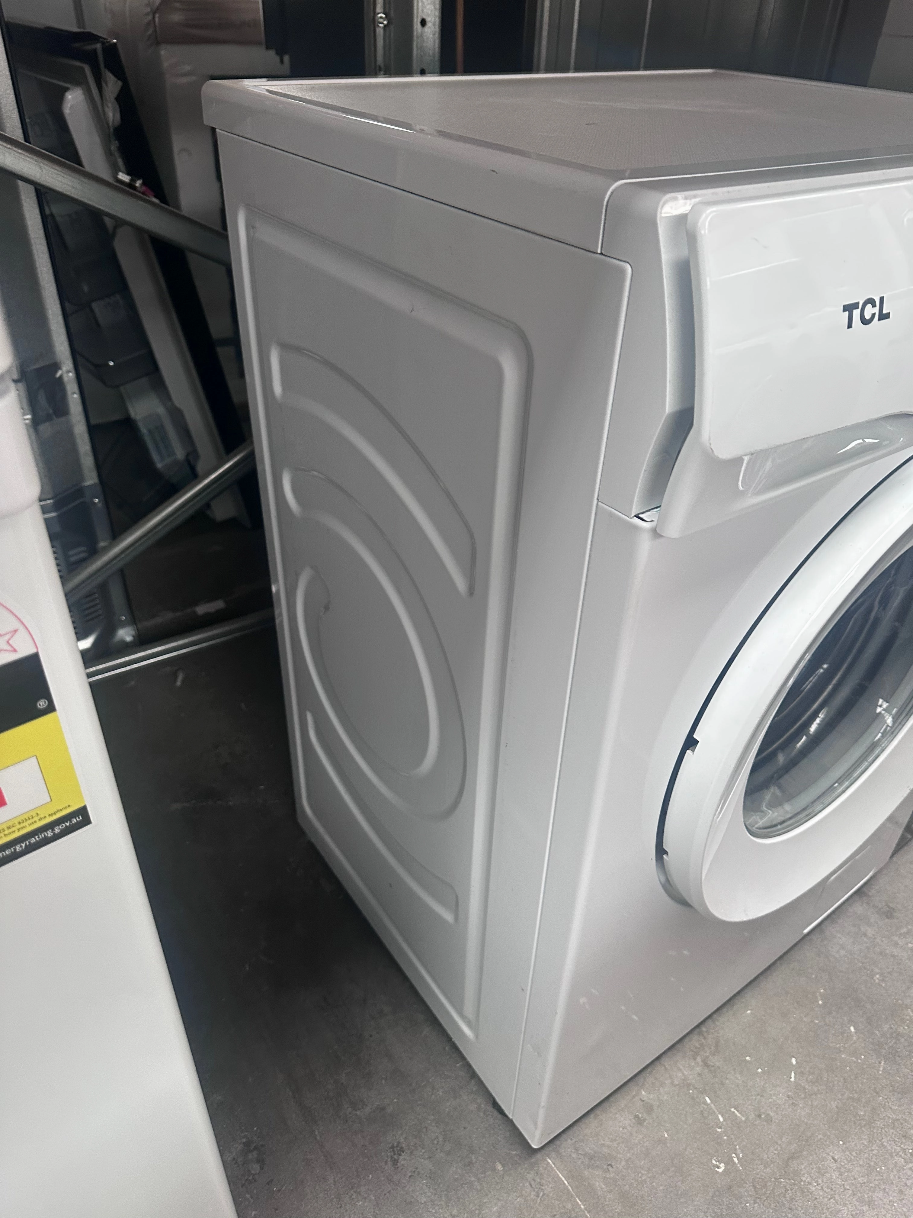 *Current Model *TCL 7.5kg Front Loader [Refurbished]