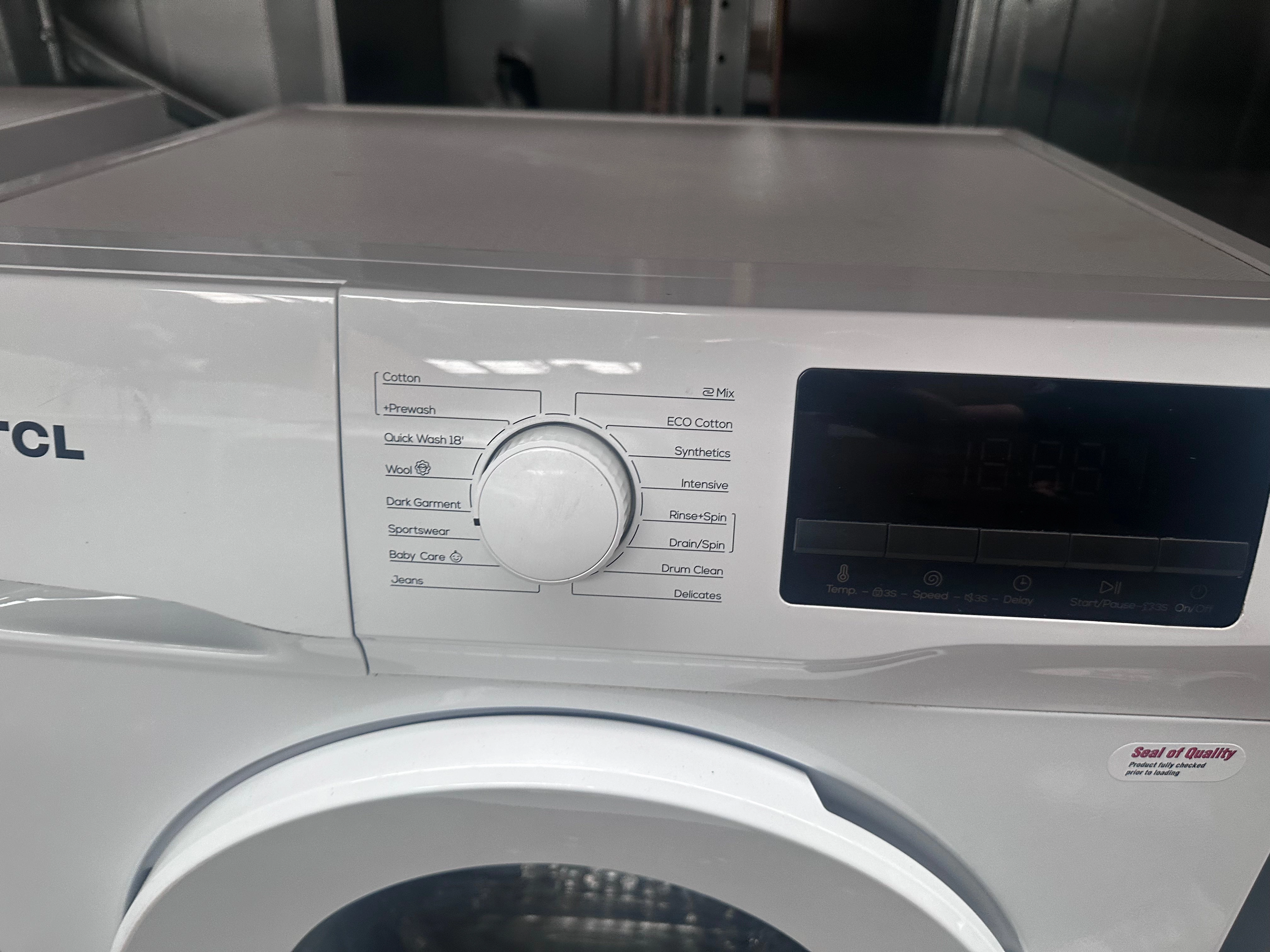 *Current Model *TCL 7.5kg Front Loader [Refurbished]