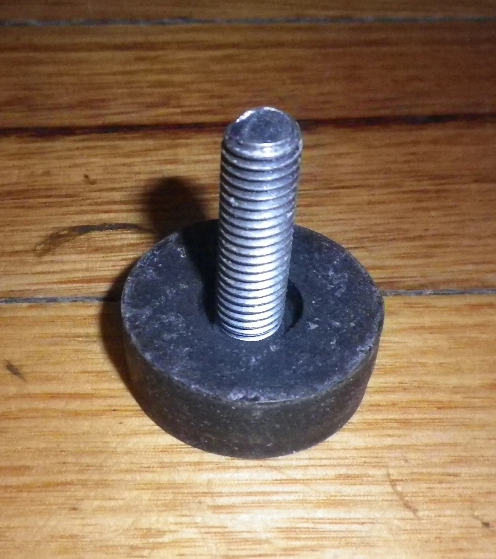 Adjustable Washing Machine Legs with Rubber Foot Pad & 10mm Thread - Part # T002B
