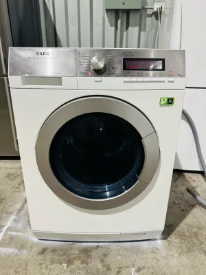 **AEG 10 KGS FRONT LOADER WASHING MACHINE**