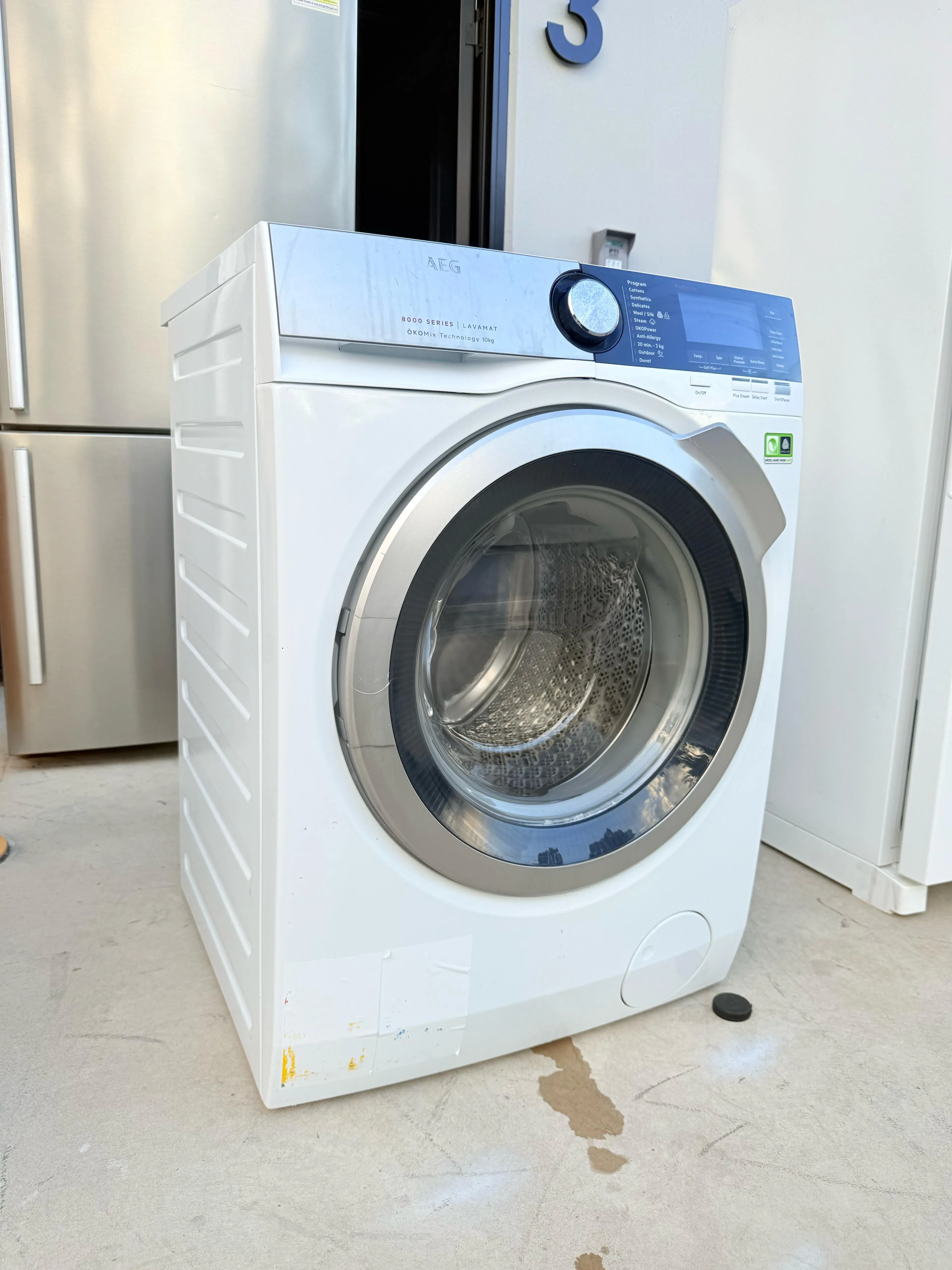 **AEG 10KGS FRONT LOADER WASHING MACHINE**