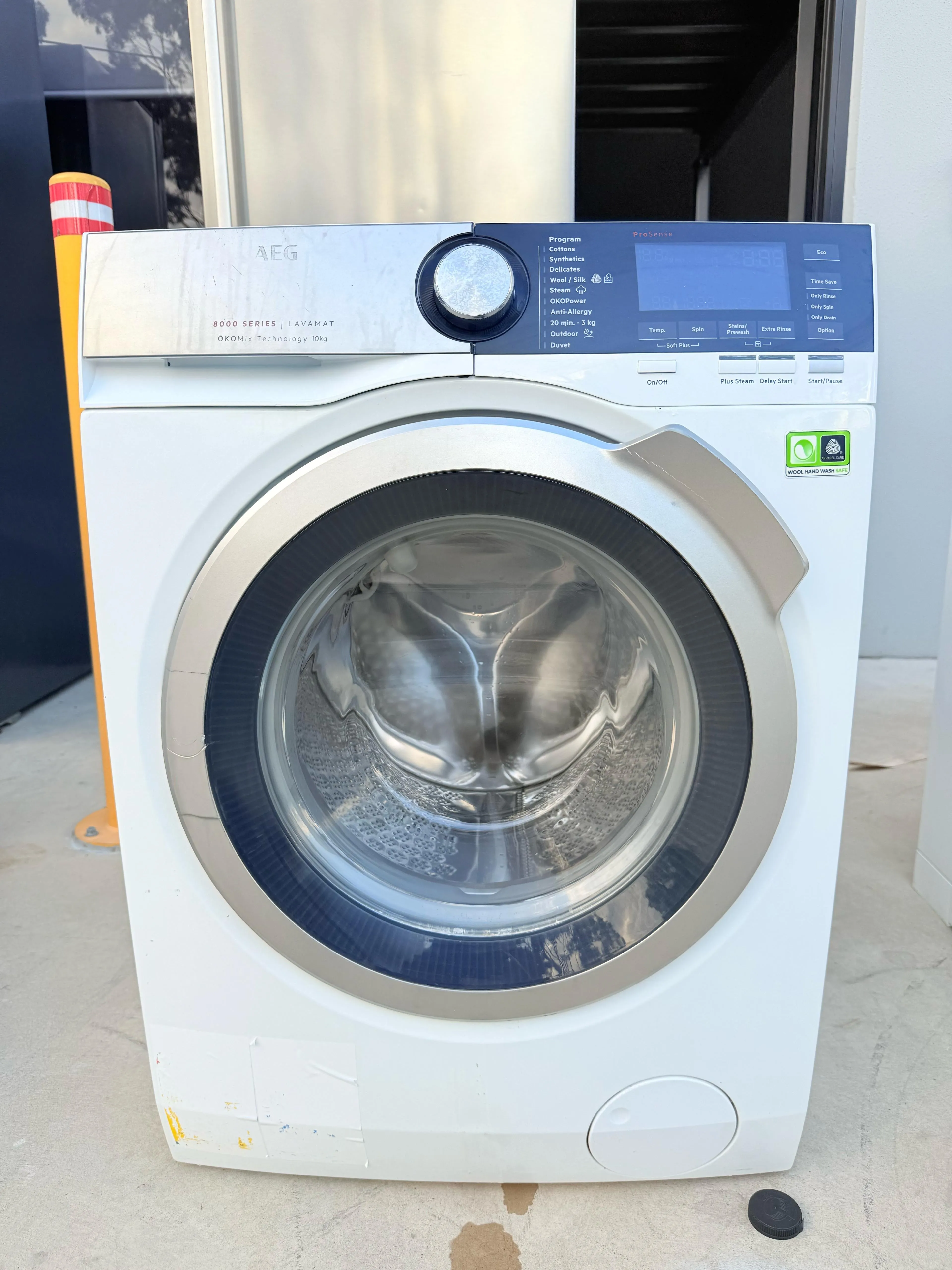 **AEG 10KGS FRONT LOADER WASHING MACHINE**