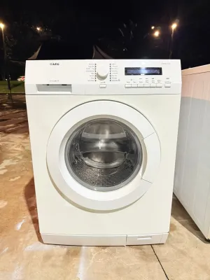 **AEG 8KGS FRONT LOADER WASHING MACHINE**