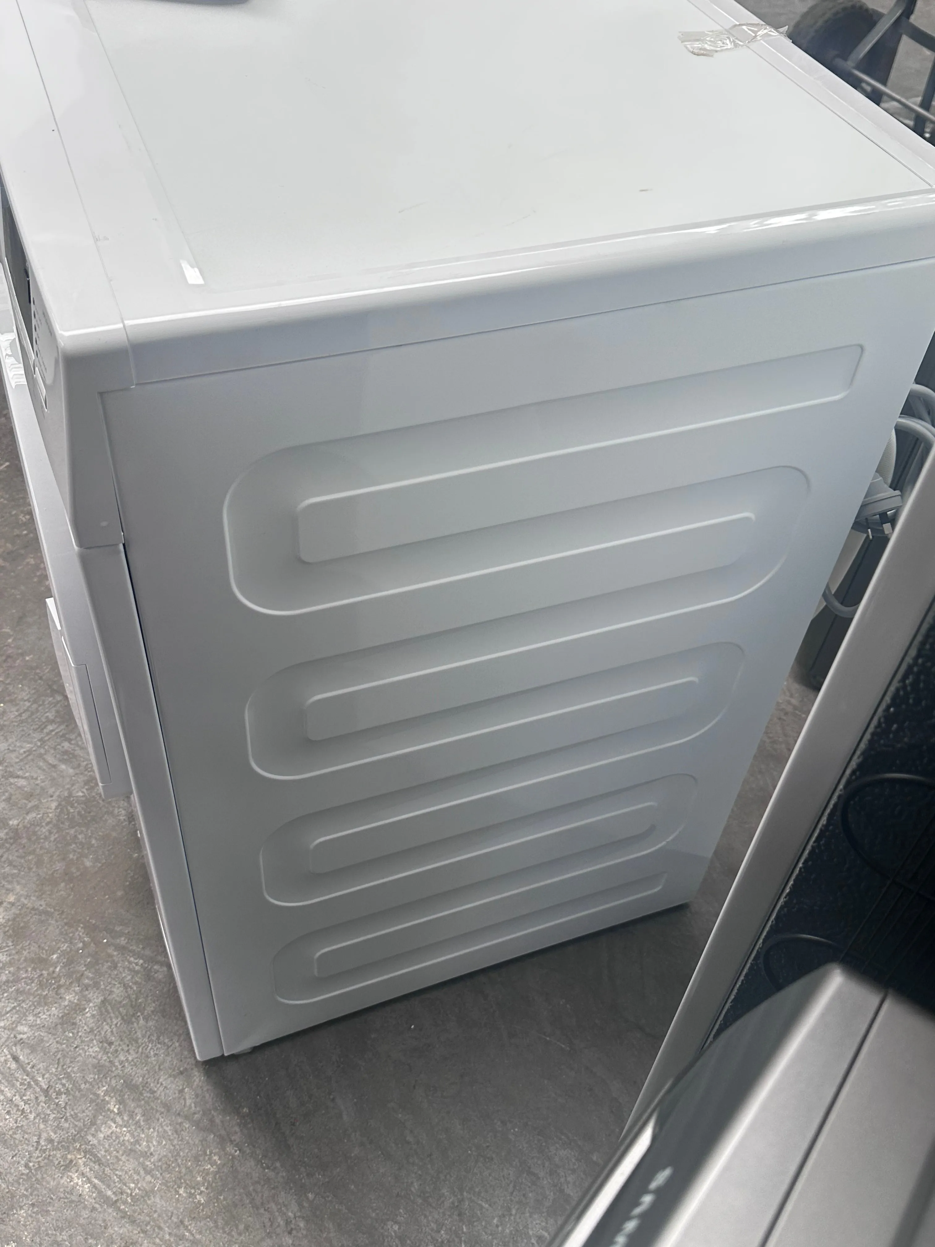 Altus 9kg Front Loader AFL910W [Factory Second]