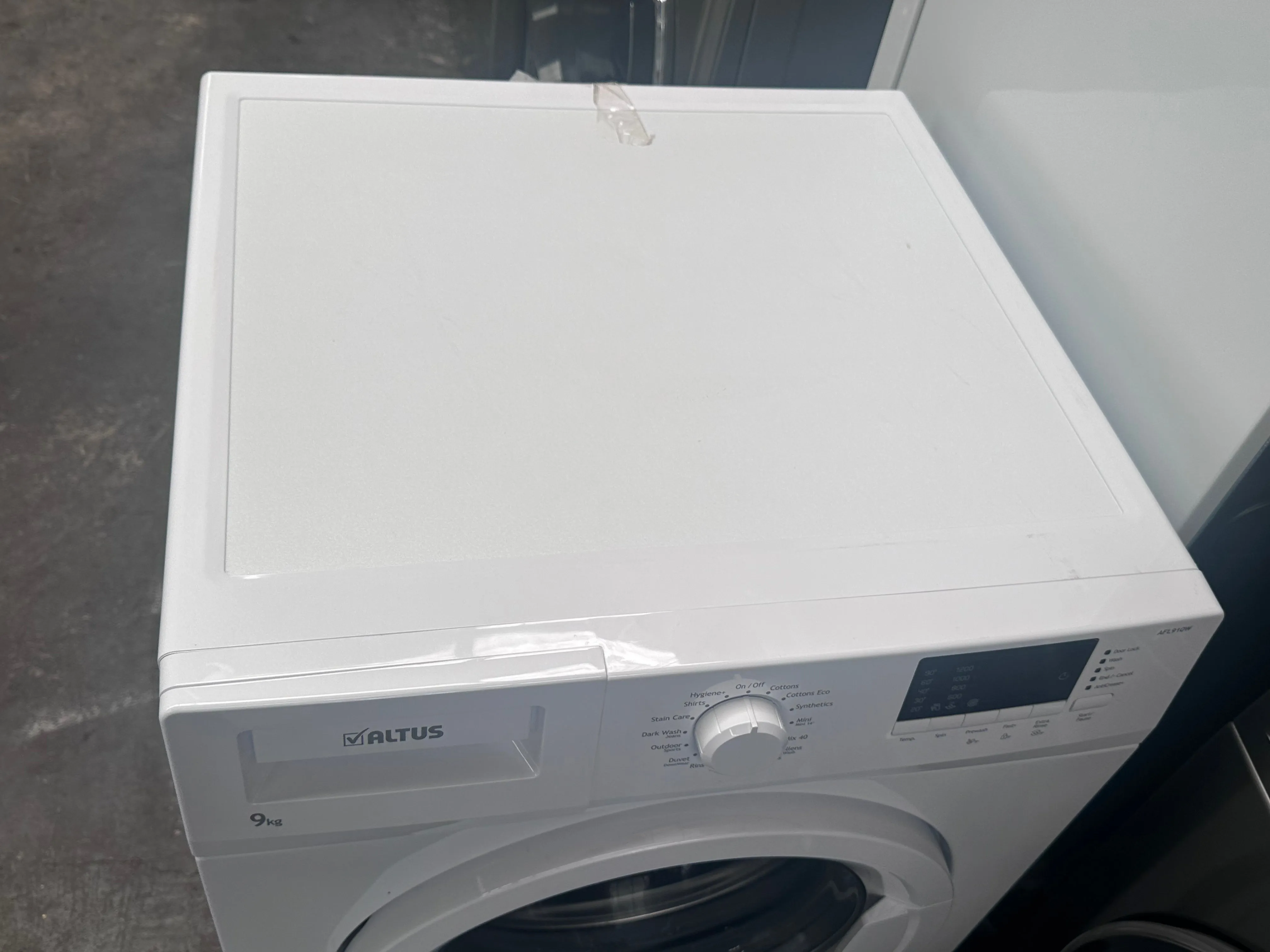 Altus 9kg Front Loader AFL910W [Factory Second]