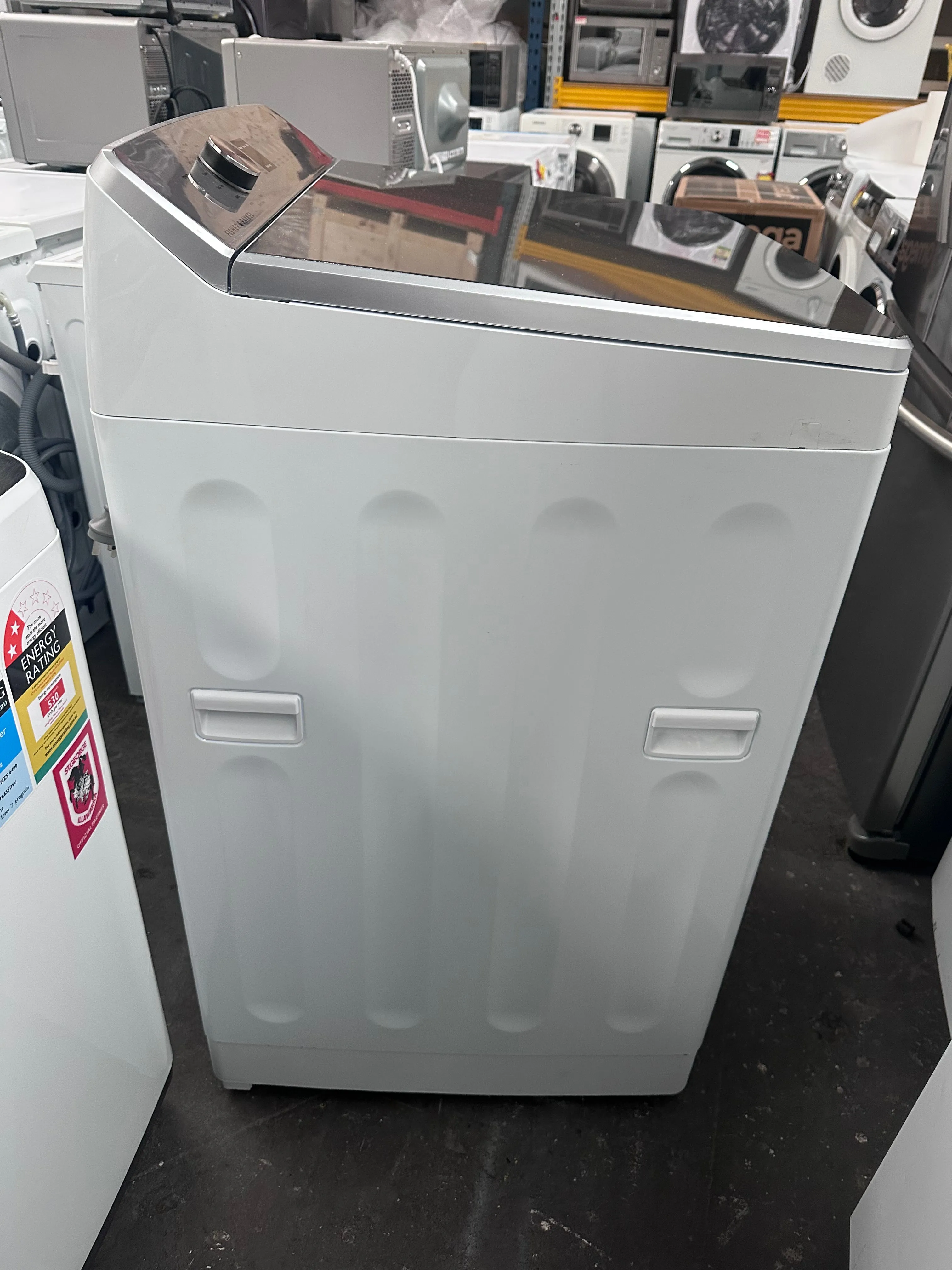 *AMAZING PRICE* Fisher & Paykel 10kg Series 5 WL1064G1 Top Loader [Factory Second]