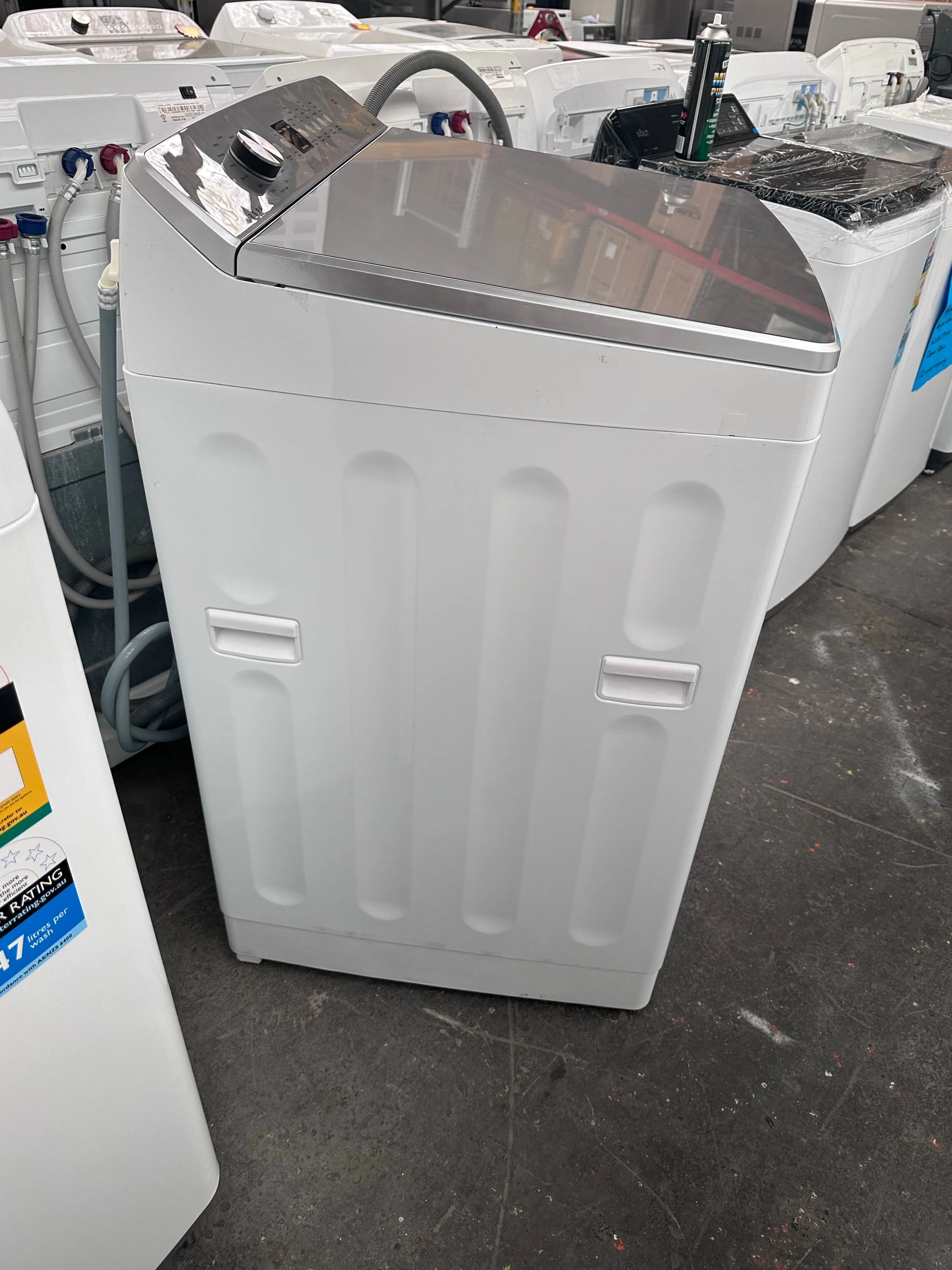 *AMAZING PRICE* Fisher & Paykel 10kg Series 5 WL1064G1 Top Loader [Factory Second]