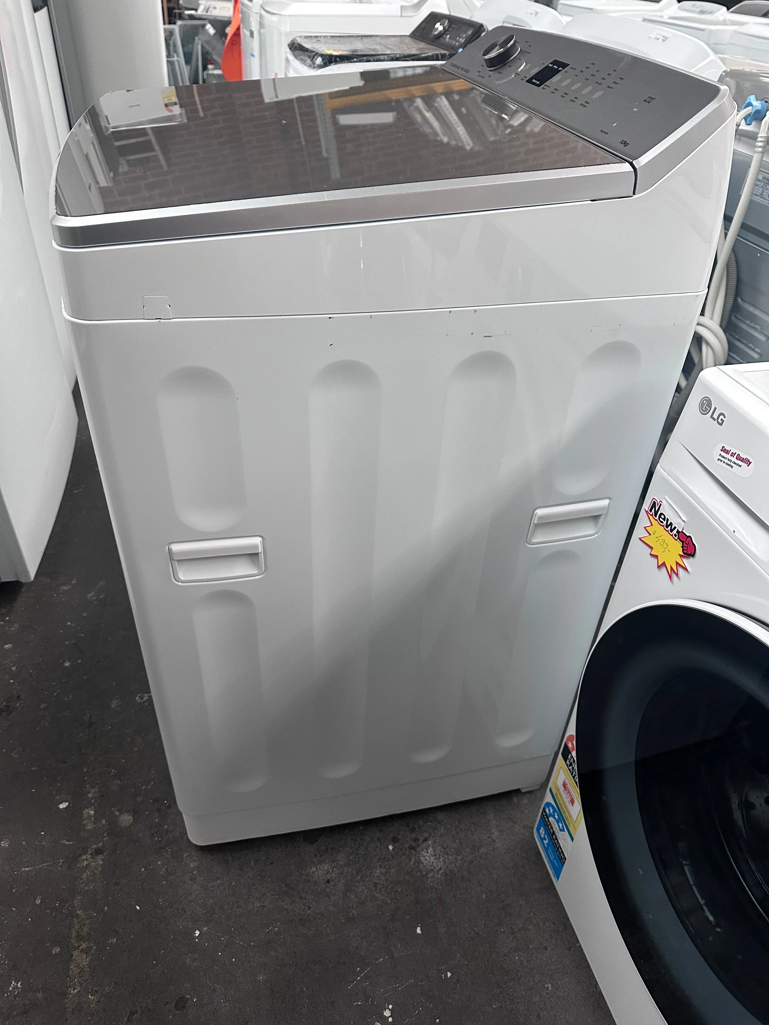 *AMAZING PRICE* Fisher & Paykel 10kg Series 5 WL1064G1 Top Loader [Factory Second]