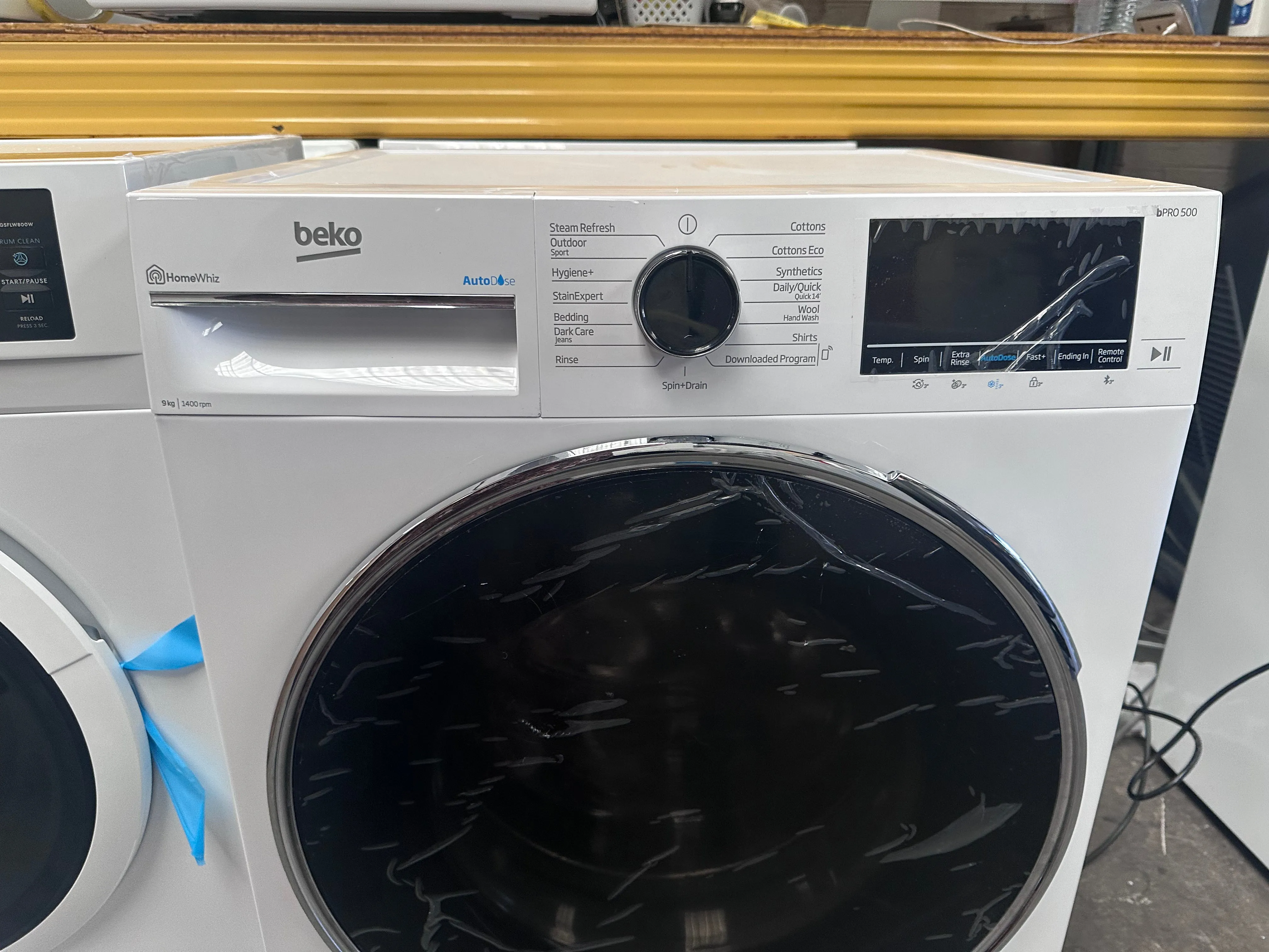 *AMAZING VALUE*  Beko BFLB902ADW 9kg Auto Dose Front Load Washing Machine [Factory Second]