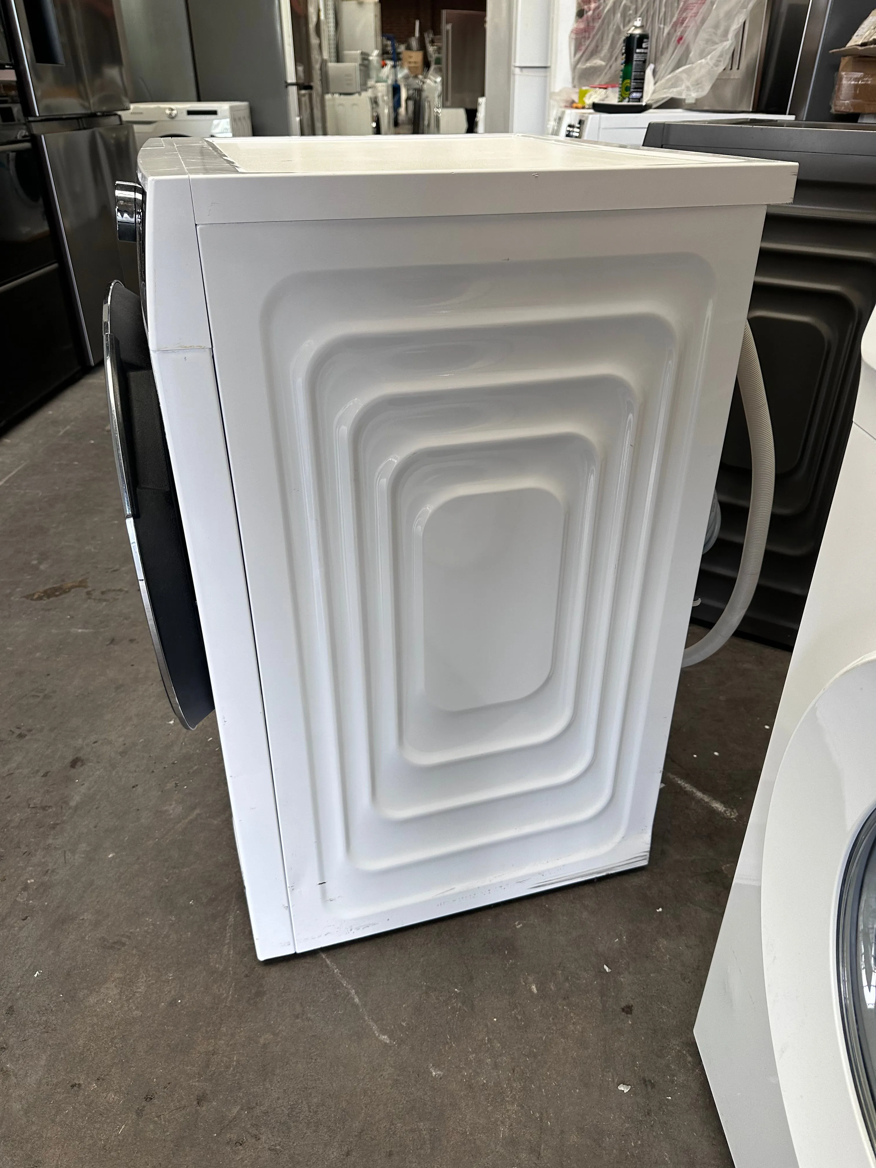 *AMAZING VALUE*  Beko BFLB902ADW 9kg Auto Dose Front Load Washing Machine [Factory Second]
