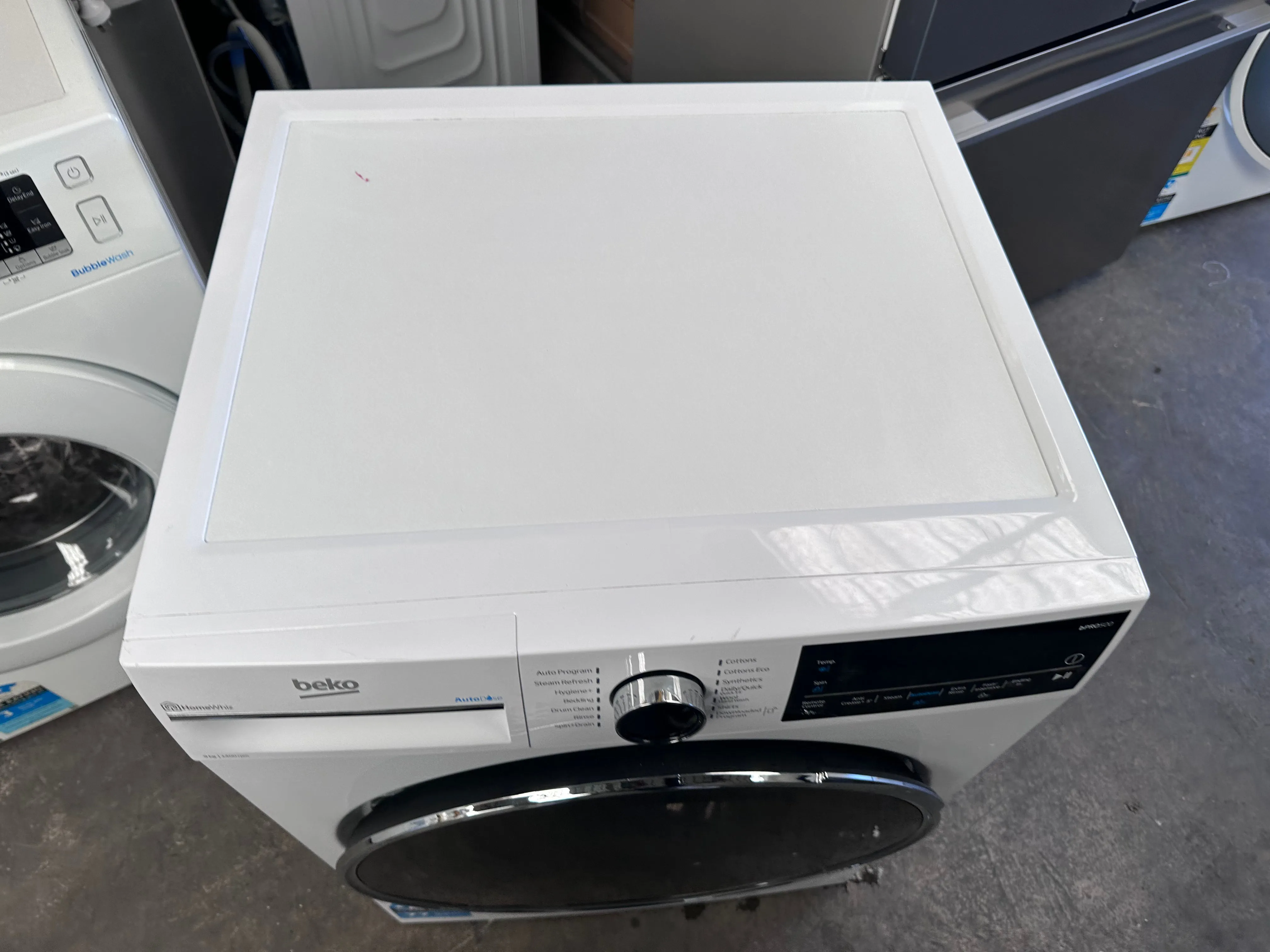 *AMAZING VALUE*  Beko BFLB902ADW 9kg Auto Dose Front Load Washing Machine [Factory Second]