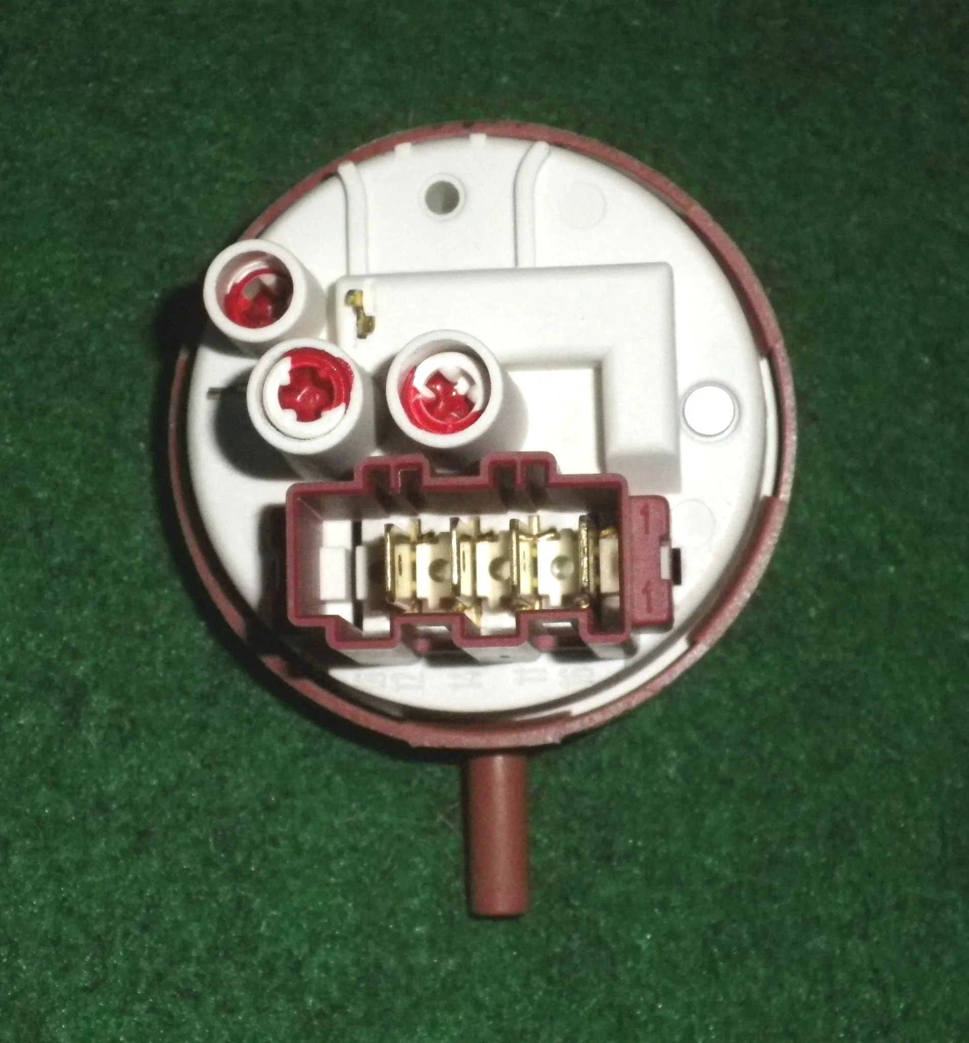 Ariston Front Loader Washer Pressure Switch 100-75-380 - Part # A096880