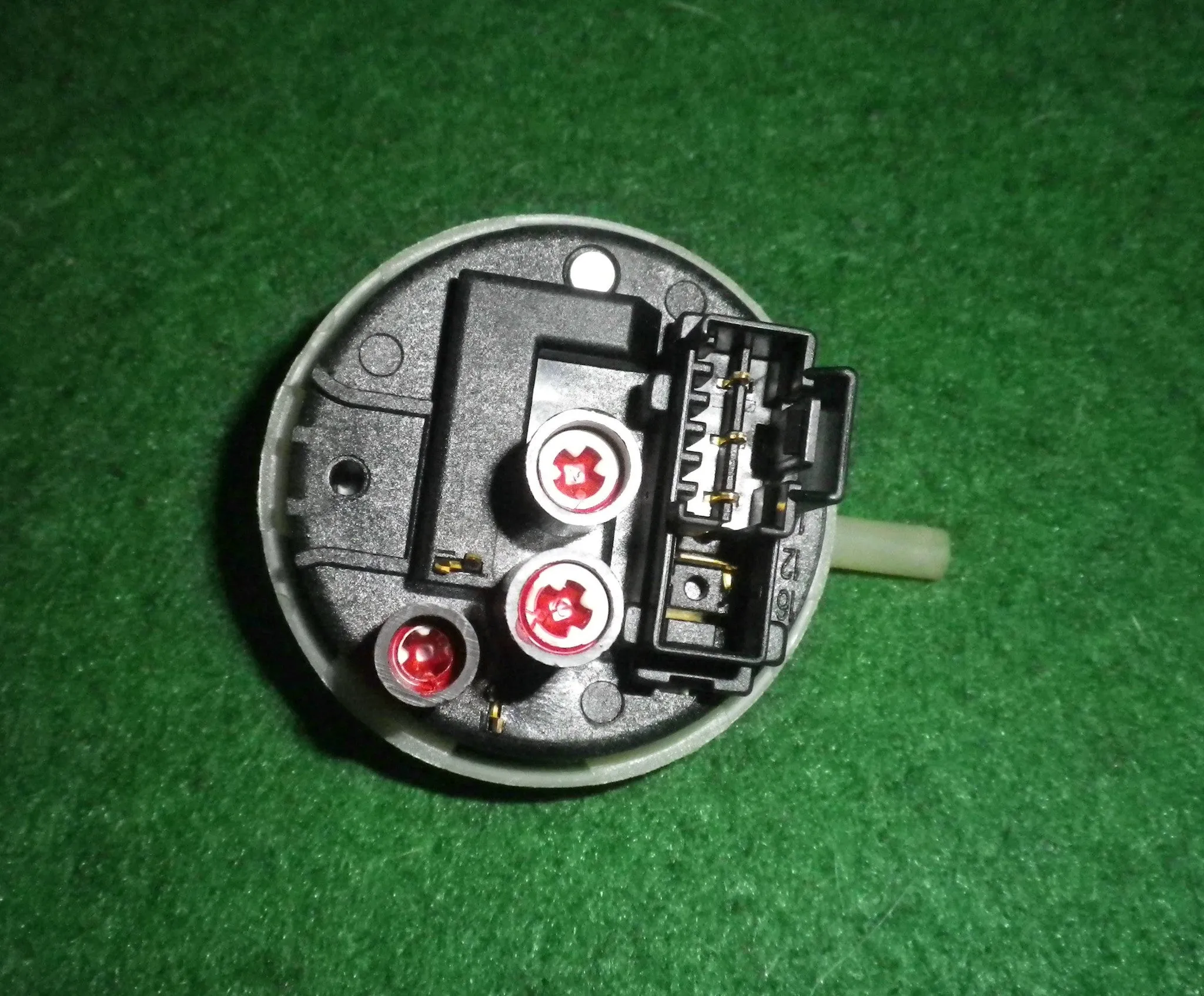 Ariston Front Loader Washer Pressure Switch 100-75-380 - Part # A254525