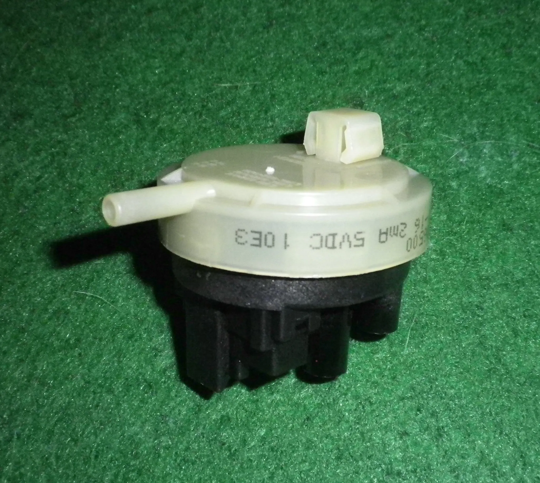 Ariston Front Loader Washer Pressure Switch 100-75-380 - Part # A254525