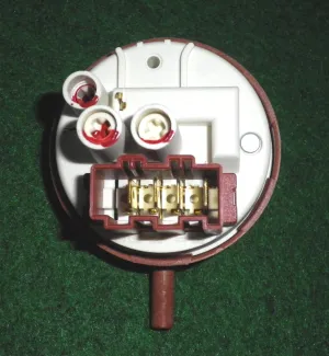 Ariston Front Loader Washer Pressure Switch 70-45-330 - Part # A110327