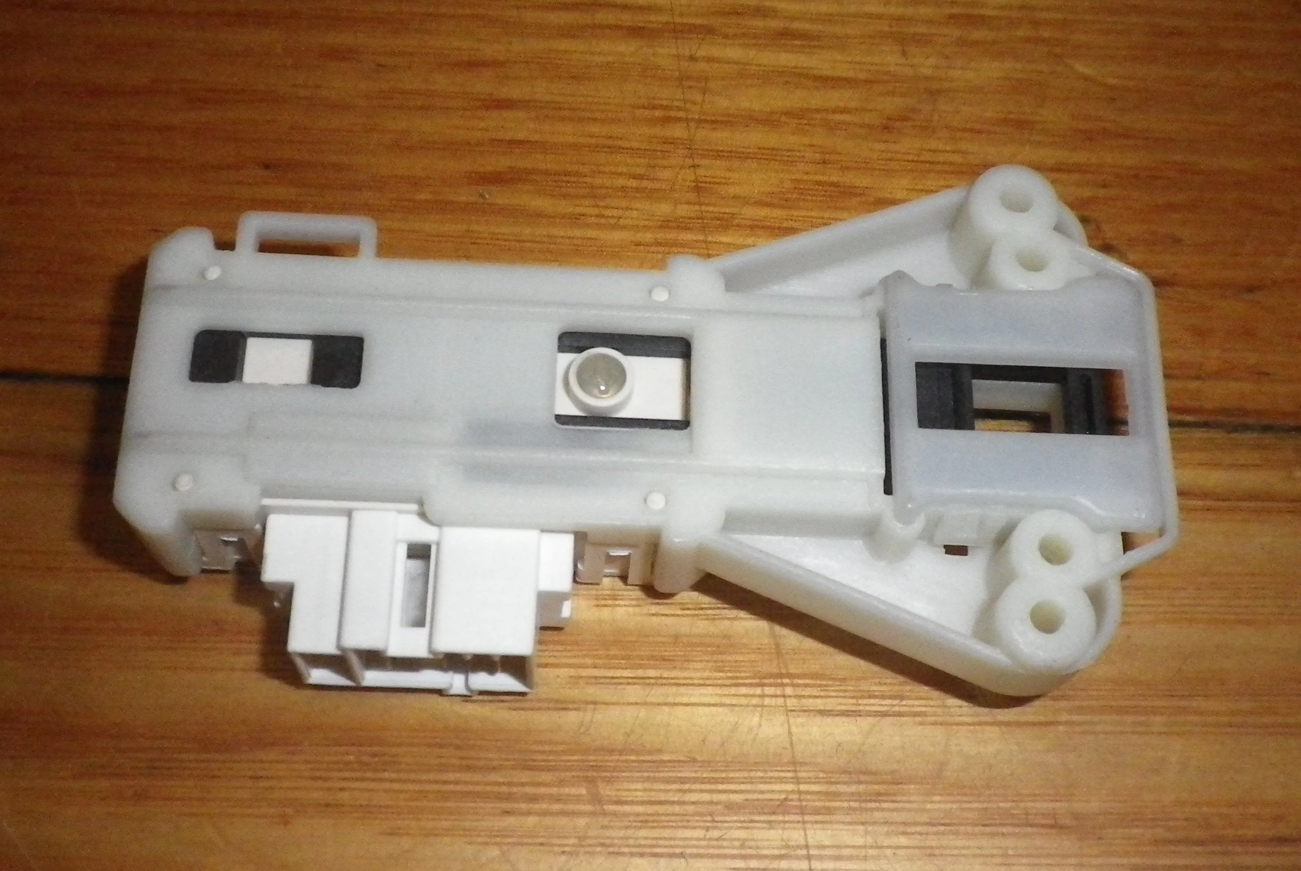 Ariston, Hotpoint, Indesit Front Loader Door Interlock Switch - Part # C00085194, A085194