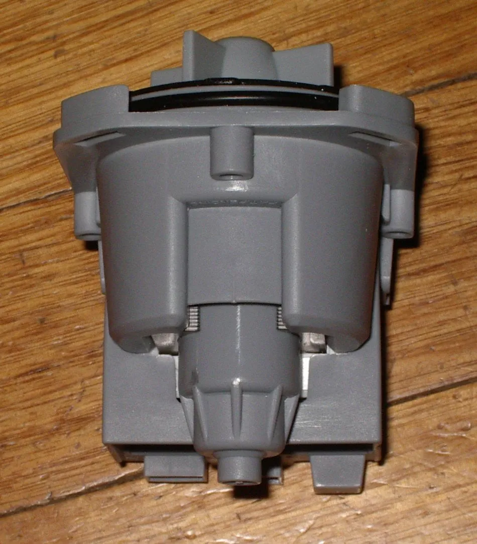 Askoll Universal Twist-On Magnetic Pump Motor Body - Part No. PMP230ASKOLL