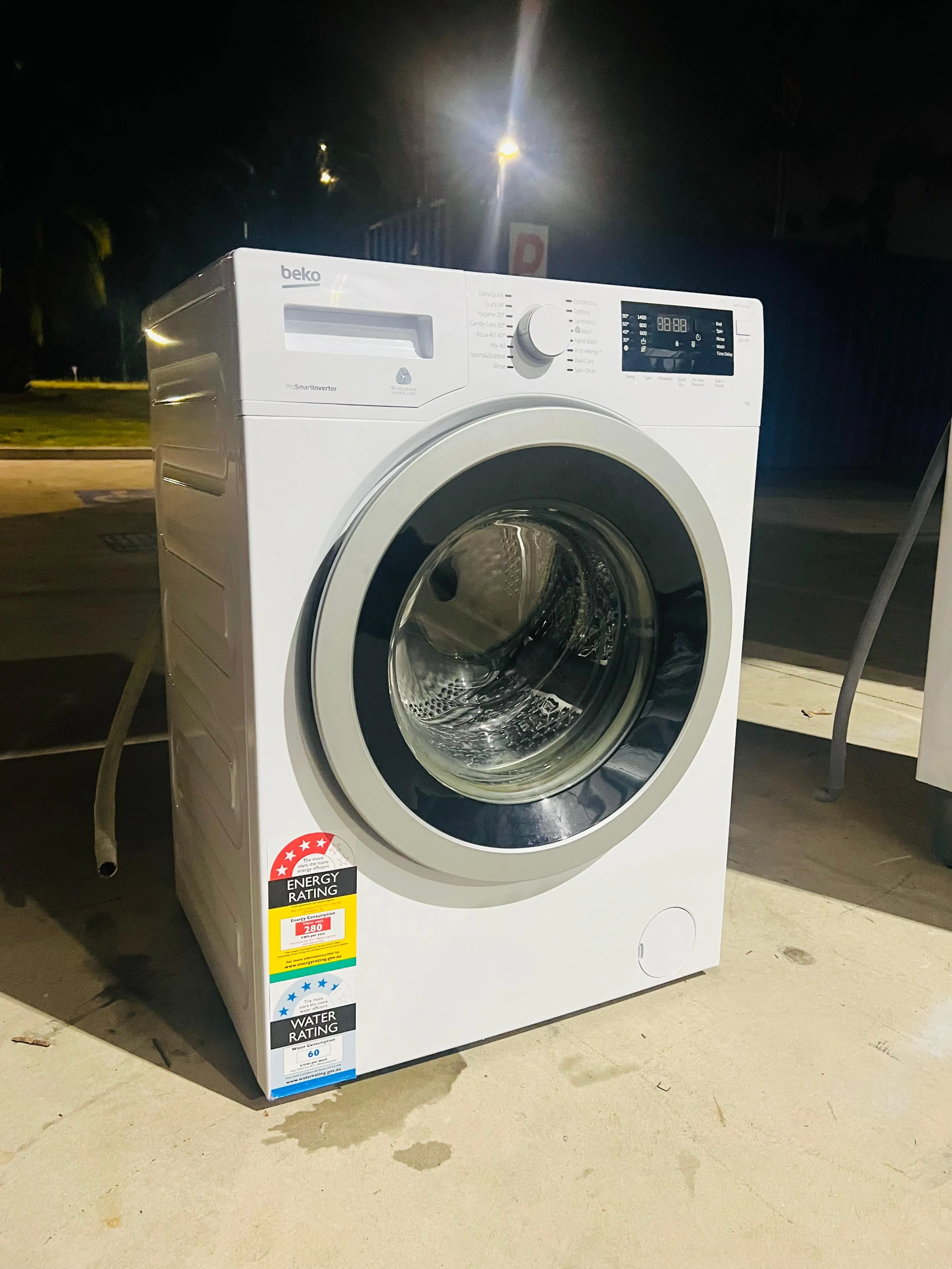 **BEKO 7KGS FRONT LOADER WASHING MACHINE**