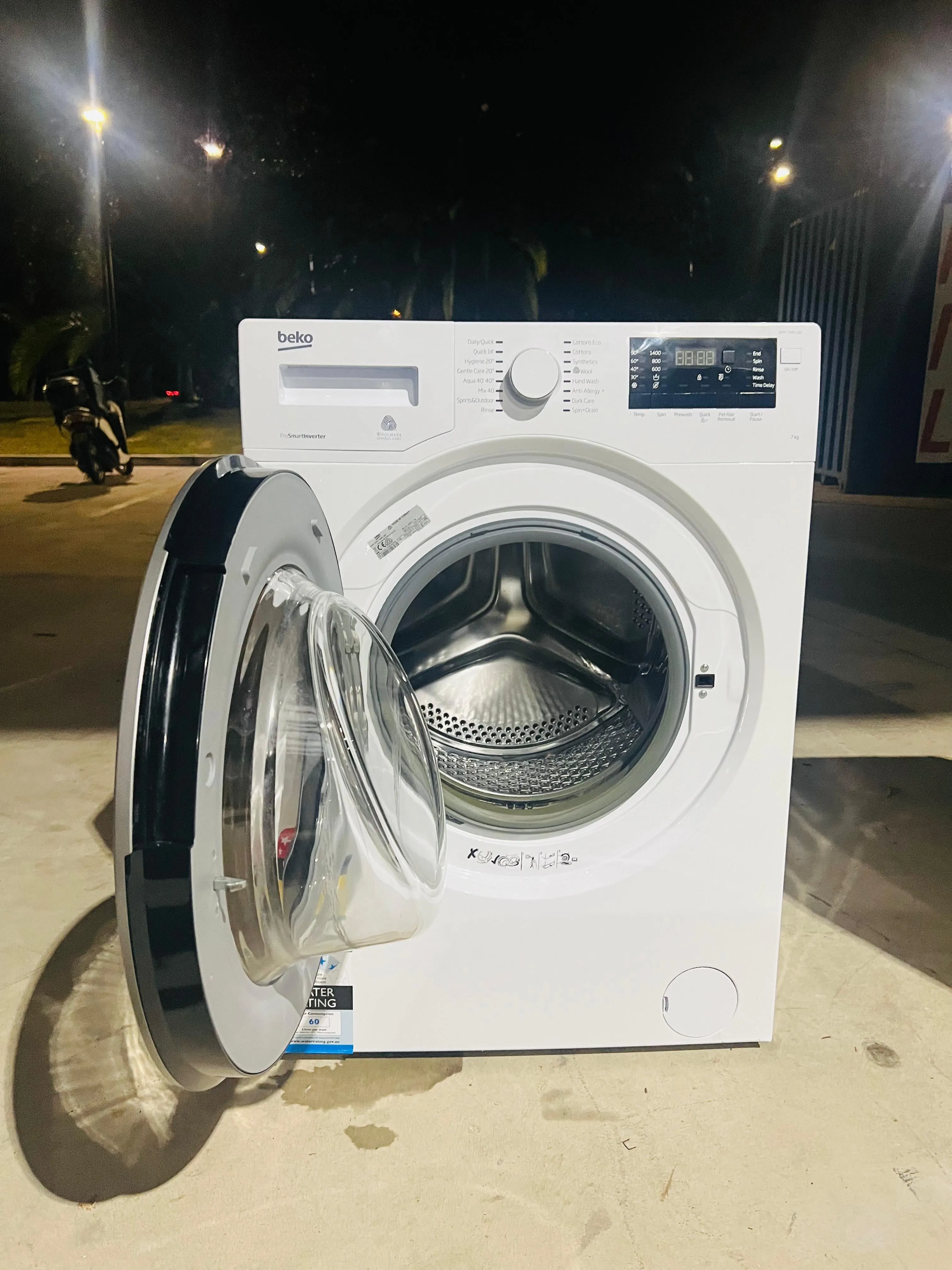 **BEKO 7KGS FRONT LOADER WASHING MACHINE**