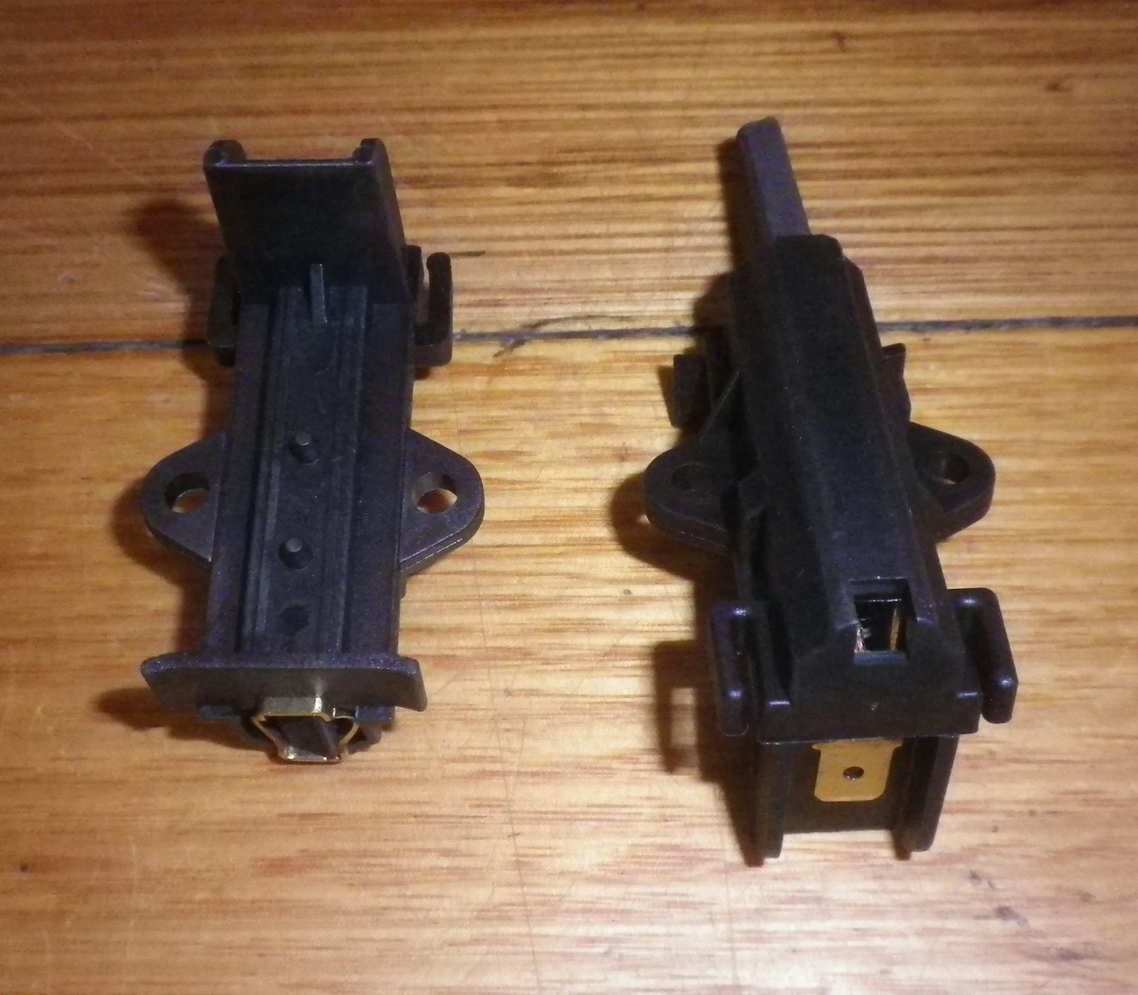 Beko, Brandt Front Loader Carbon Motor Brushes - Part # CAR029UN