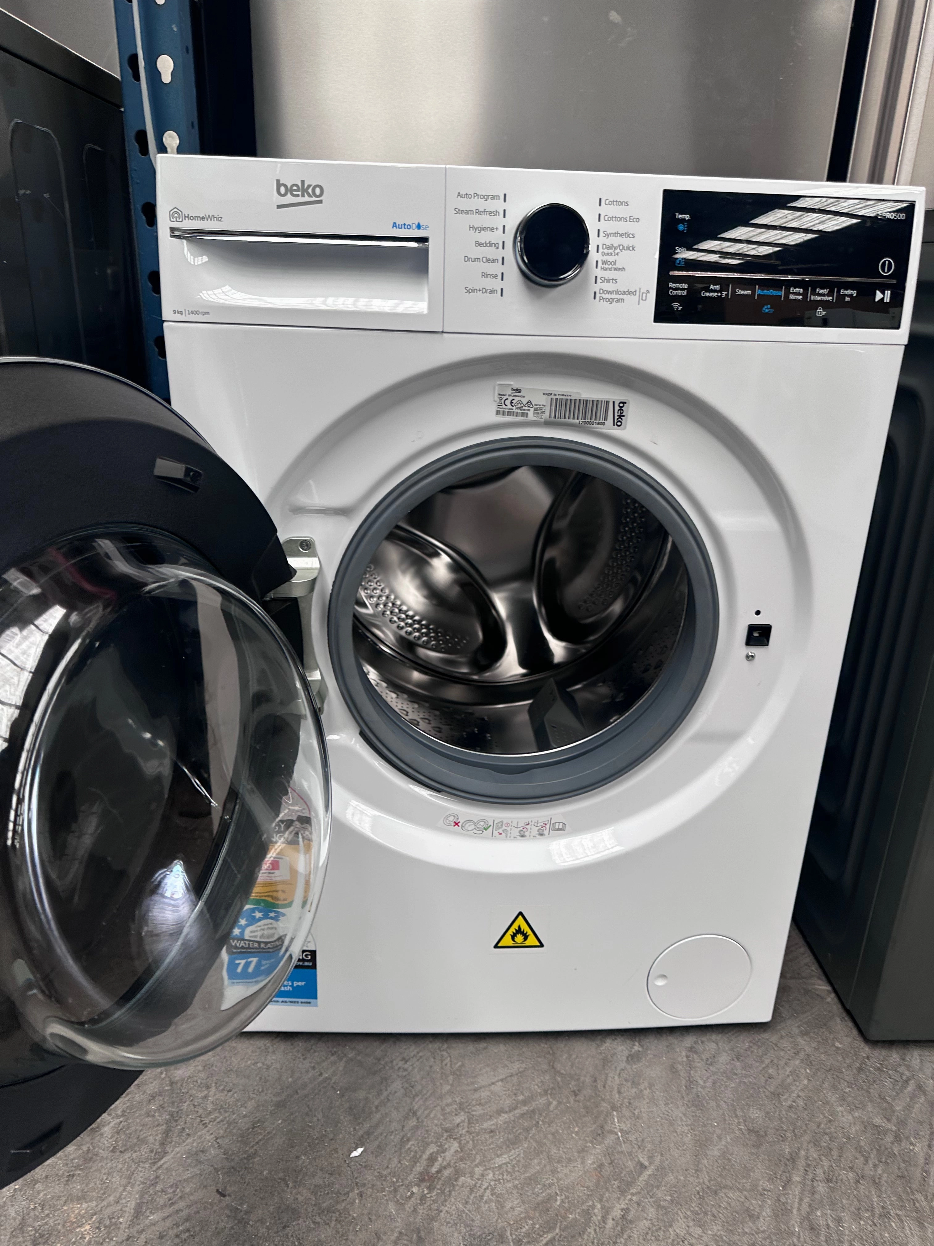 Beko 9kg Autodose WiFi Connected Washing Machine with Steam BFLB904ADW [Factory Second]