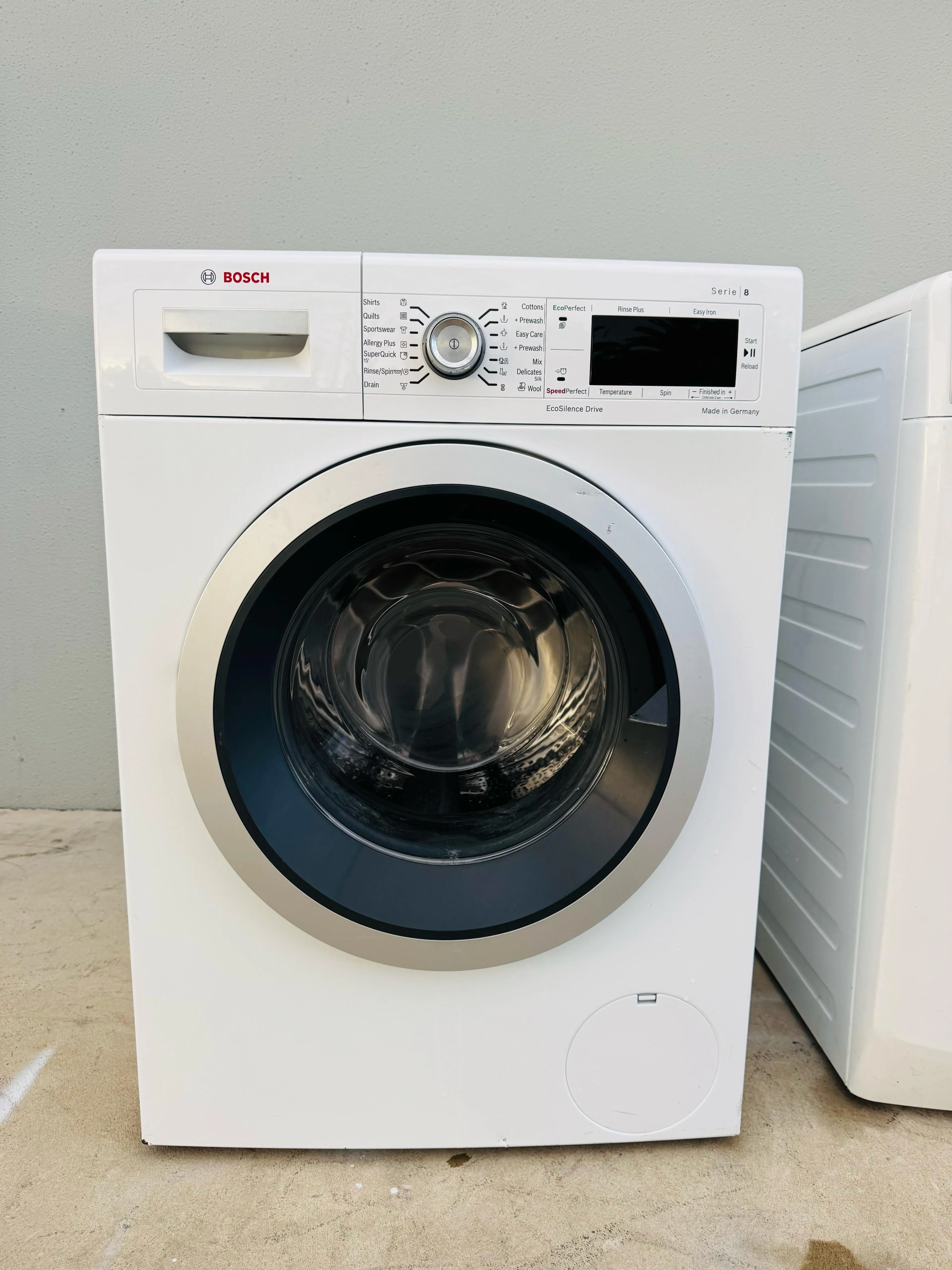 **BOSCH 8KGS FRONT LOADER WASHING MACHINE**