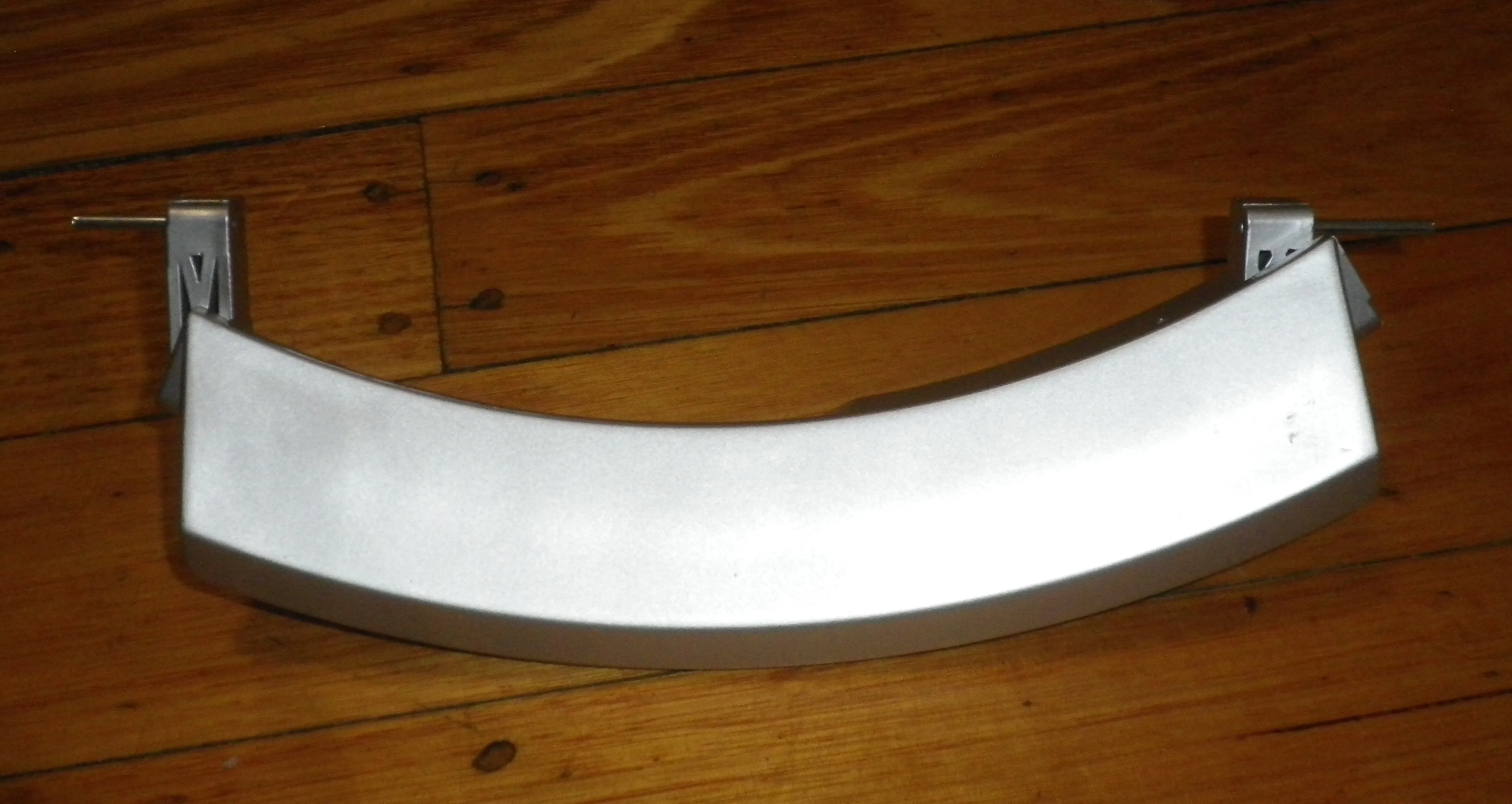 Bosch Avantixx Compatible Front Loader Silver Door Handle - Part # BO124