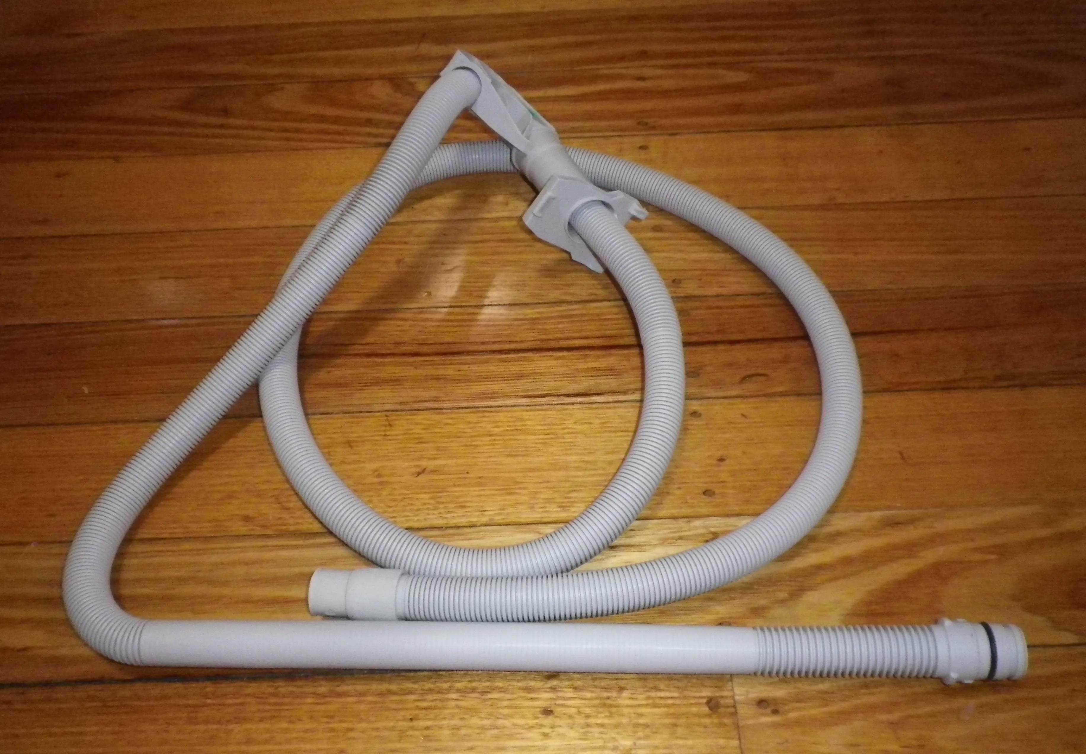 Bosch Avantixx Series Washing Machine Drain Hose - Part # 673924
