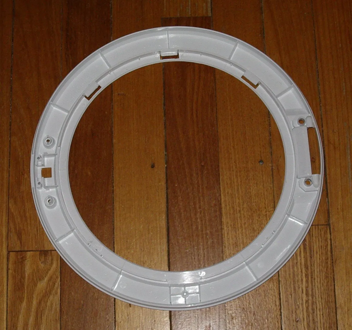 Bosch Late Model Front Loading Washer Inner Door Moulding - Part # 353229