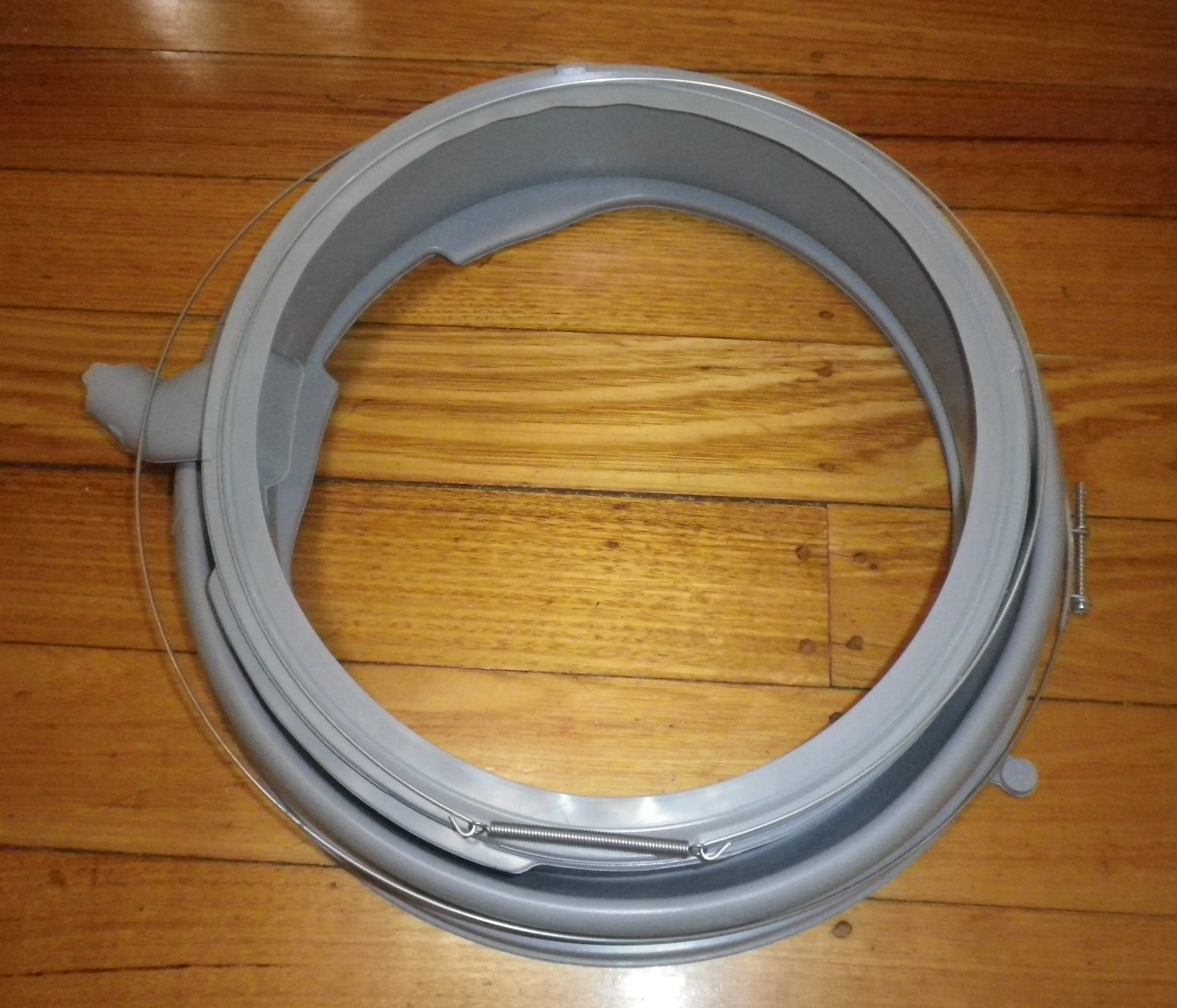 Bosch Logixx 8 Front Load Washer Large Door Gasket w Extra Tube - Part # 772658
