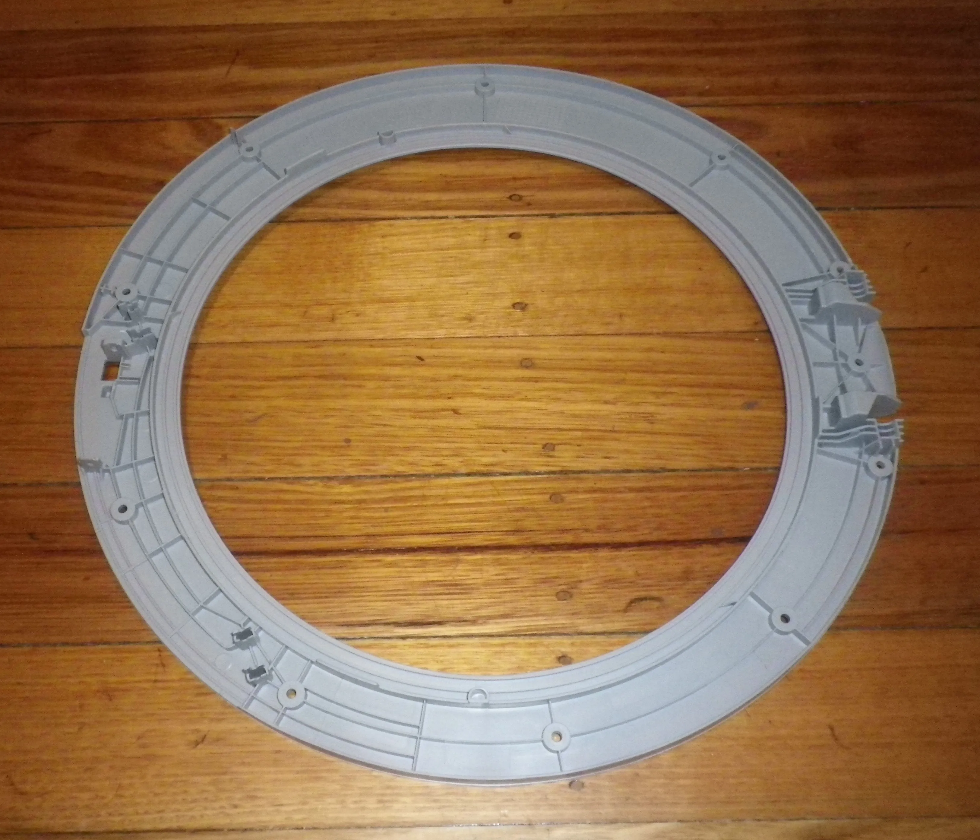 Bosch Logixx Front Loading Washer Inner Door Moulding - Part # 747538