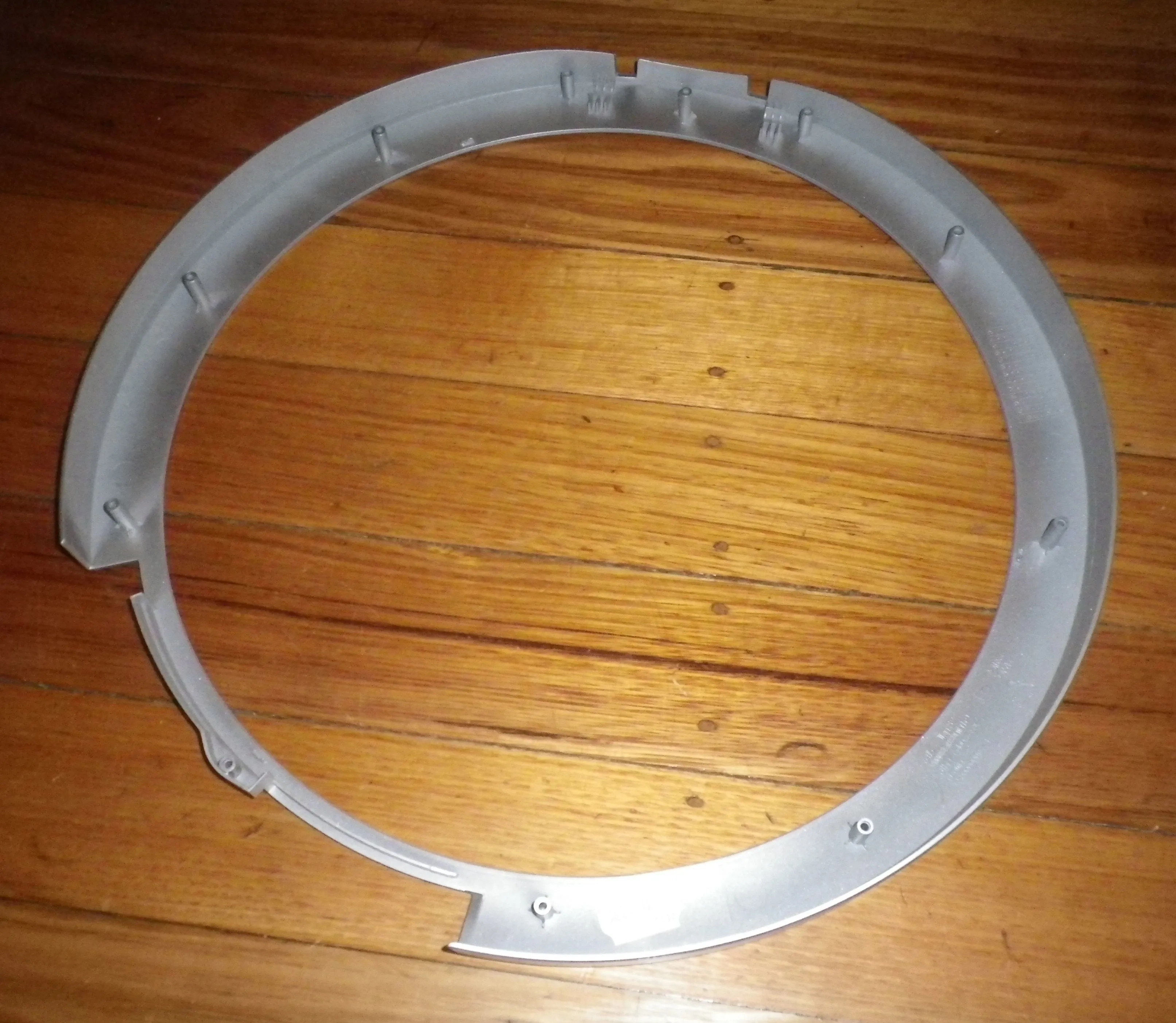 Bosch Logixx Front Loading Washer Outer Door Trim - Part # 747545