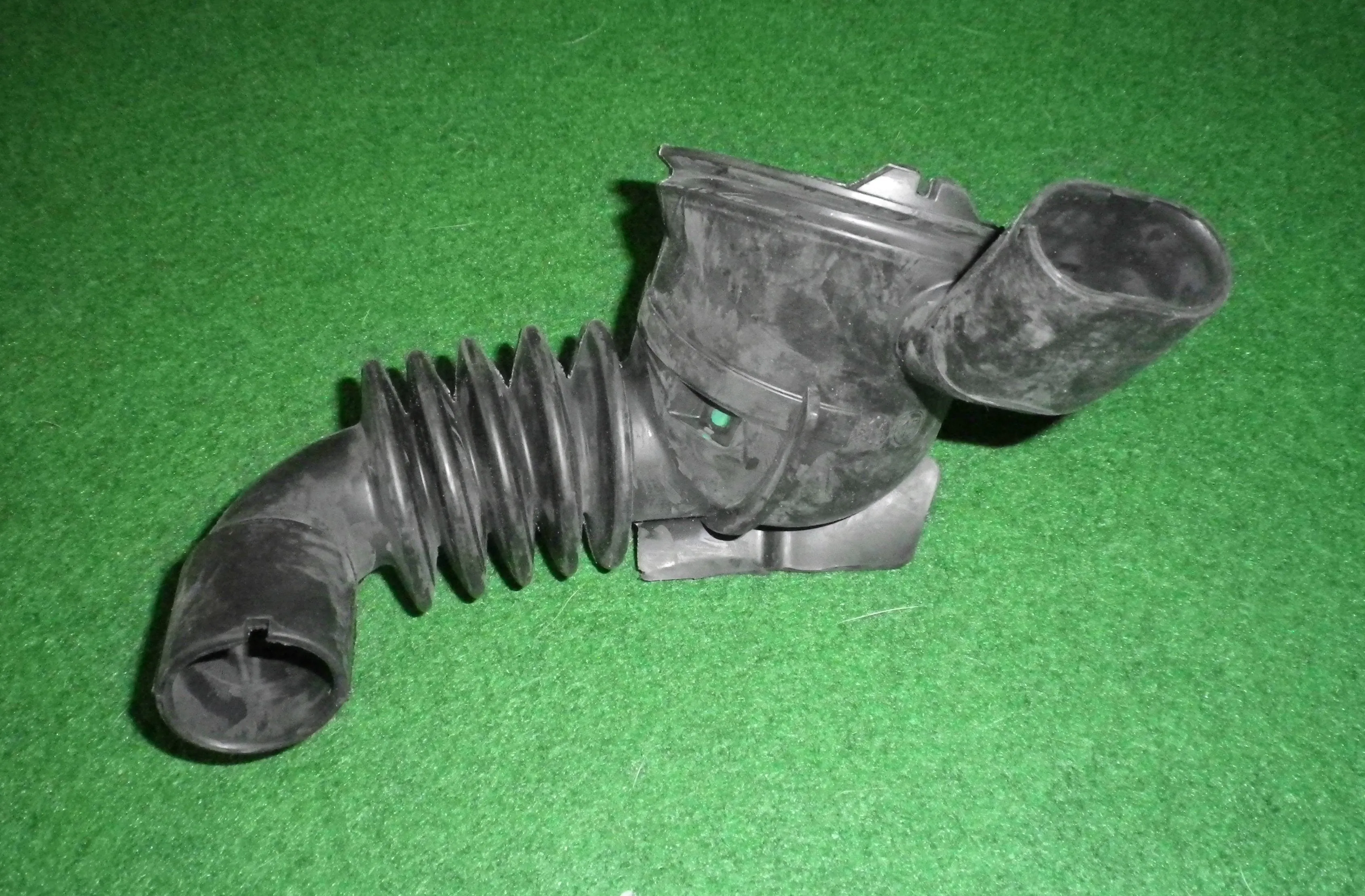 Bosch WAE20262 Drain Eco-Sump Bellows Hose - Part # 494562