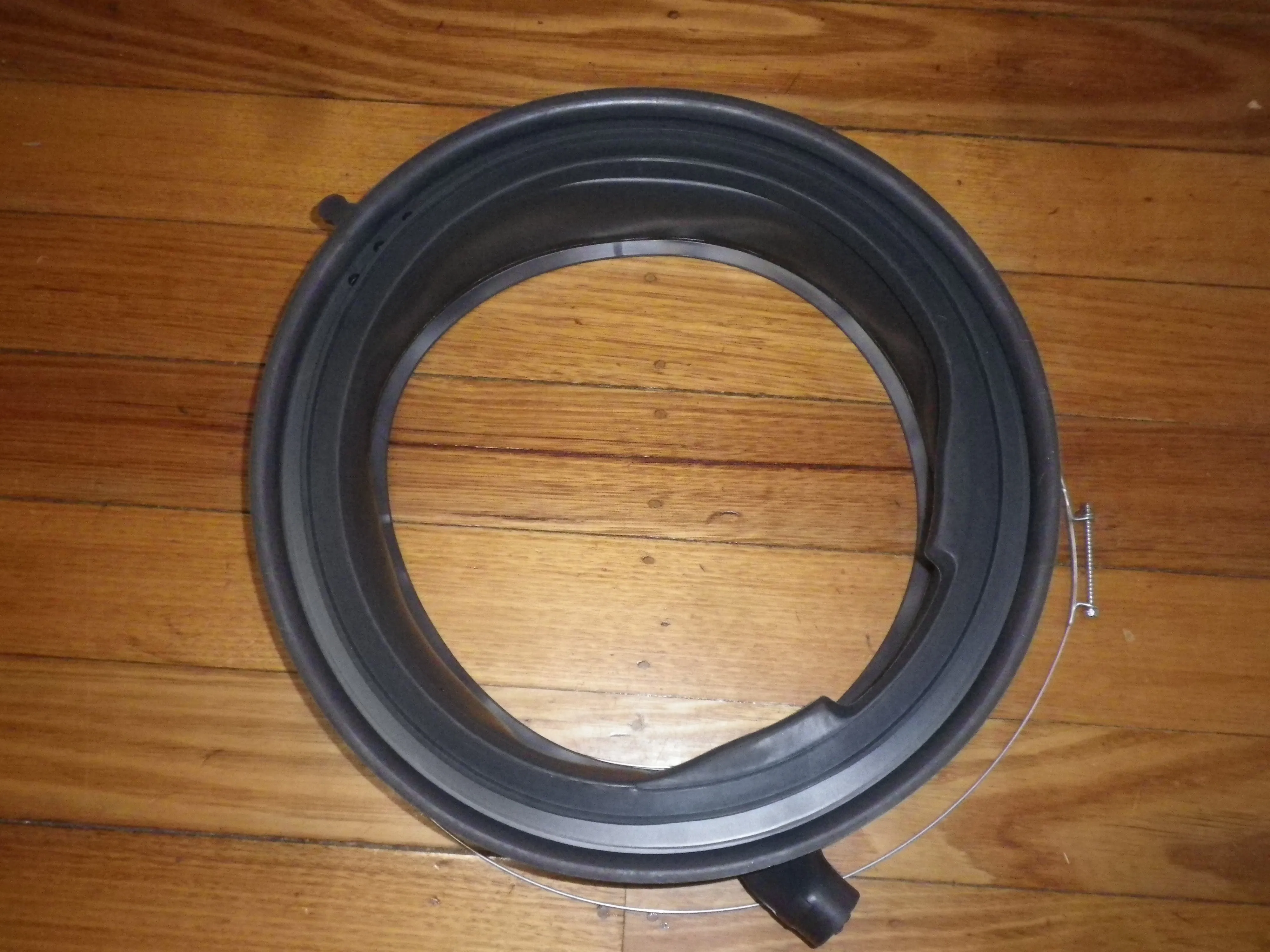 Bosch WAW28460AU Front Loader Standard Door Gasket w Tube - Part # 772659