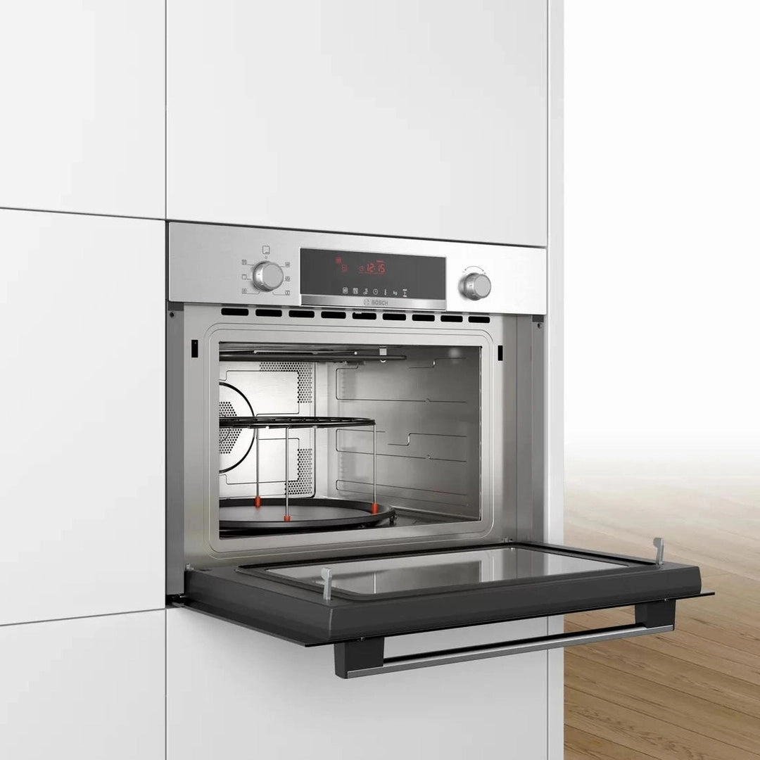 Bosch Serie 4 Built-in Microwave Oven | CMA583MS0B